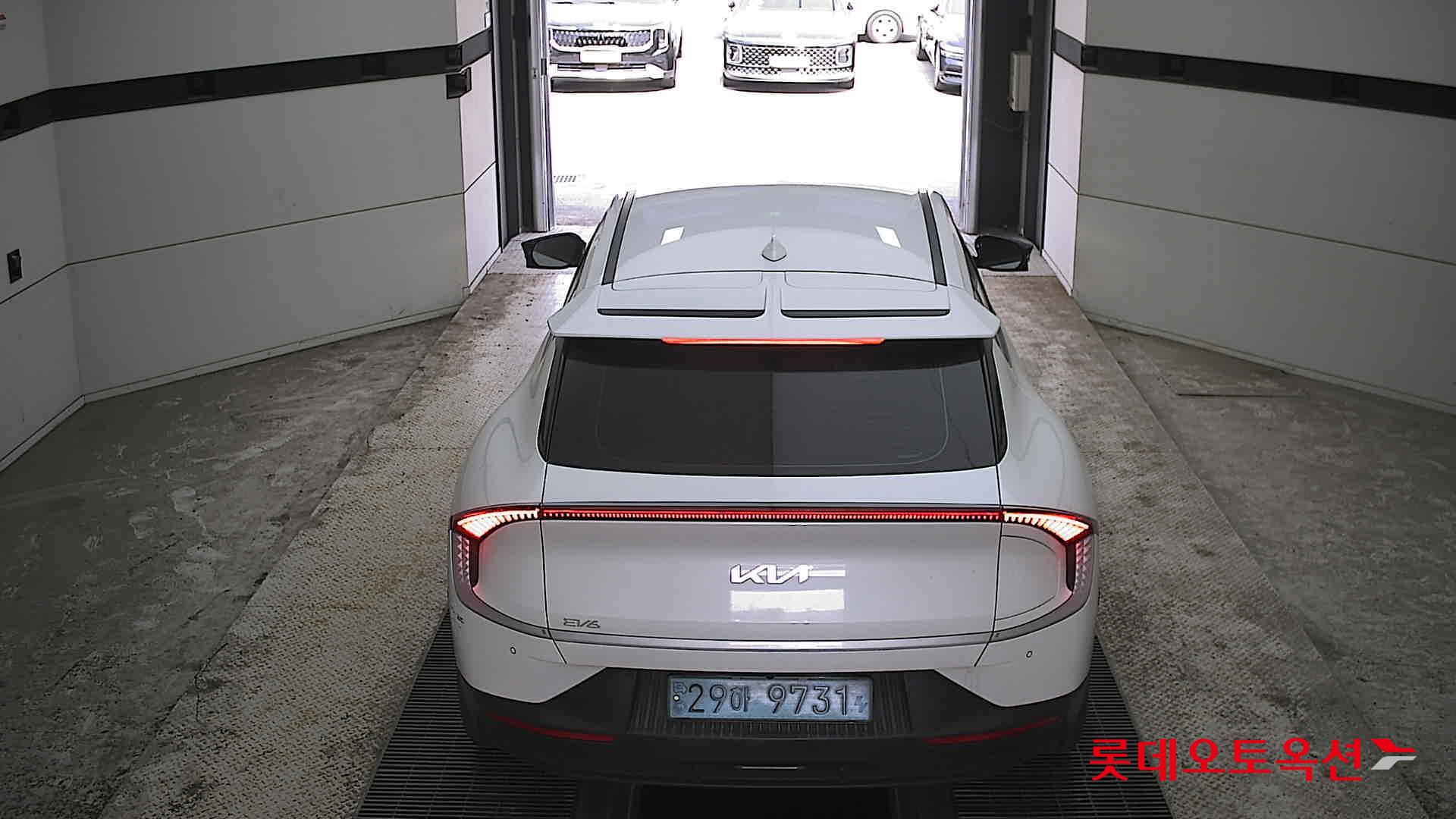 Kia EV6 2022 - Image 17