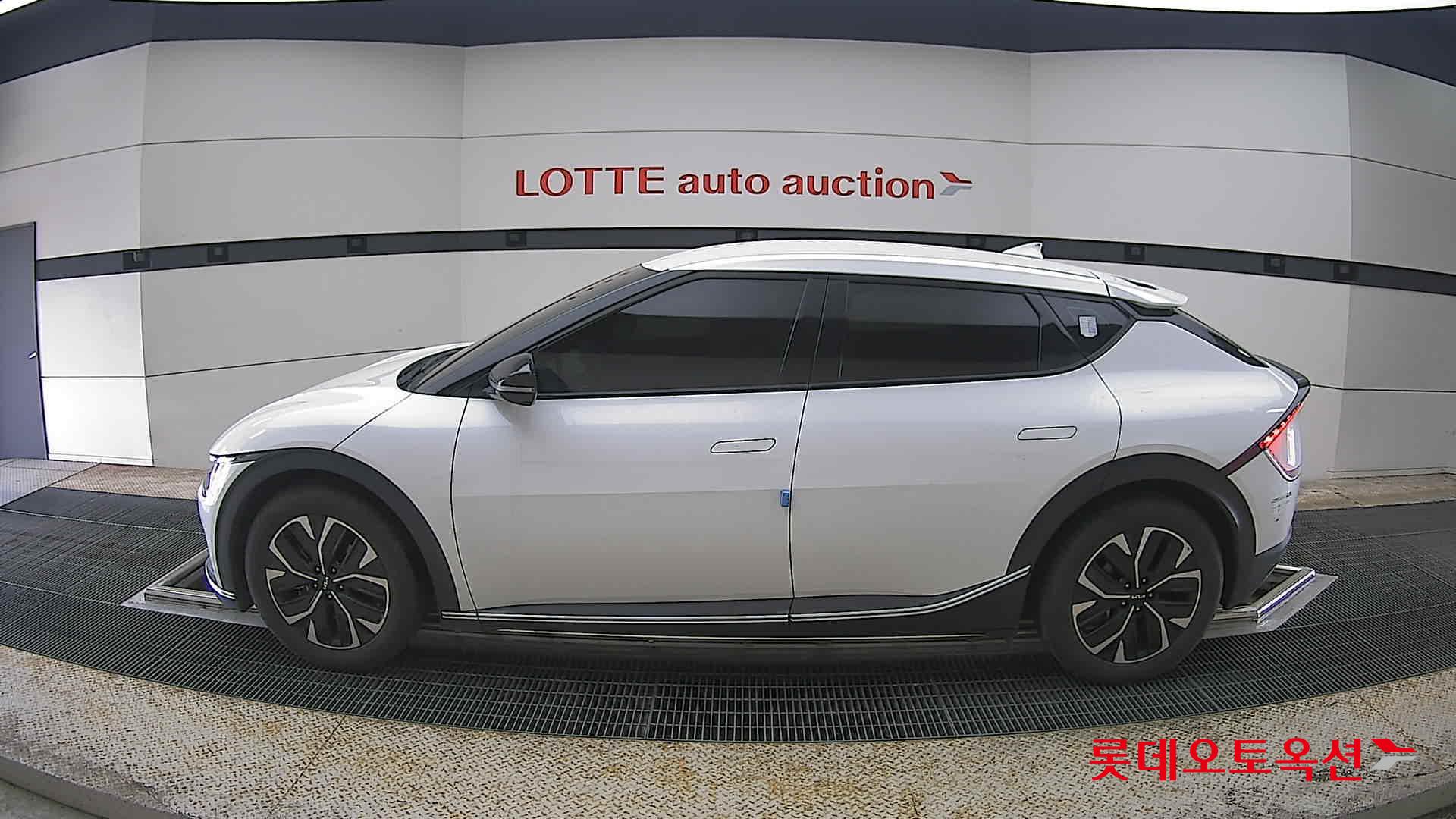 Kia EV6 2022 - Image 13