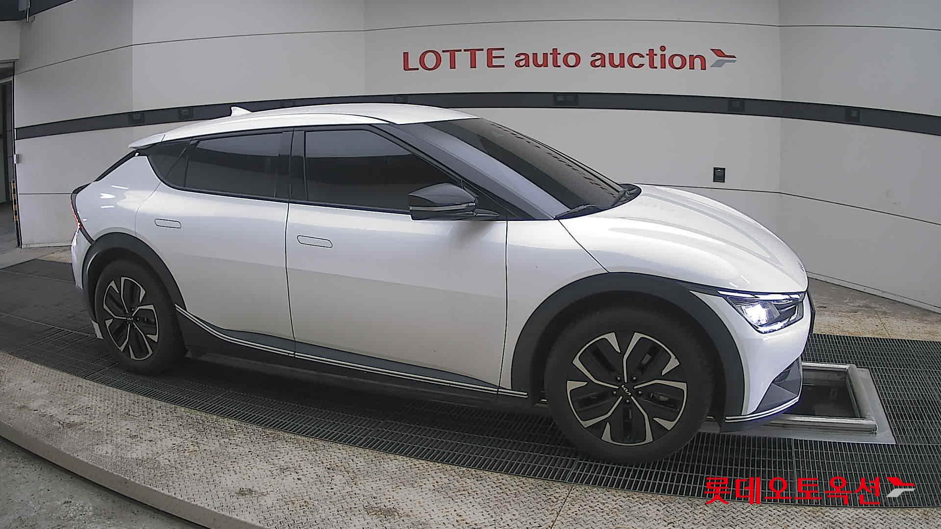 Kia EV6 2022 - Image 22