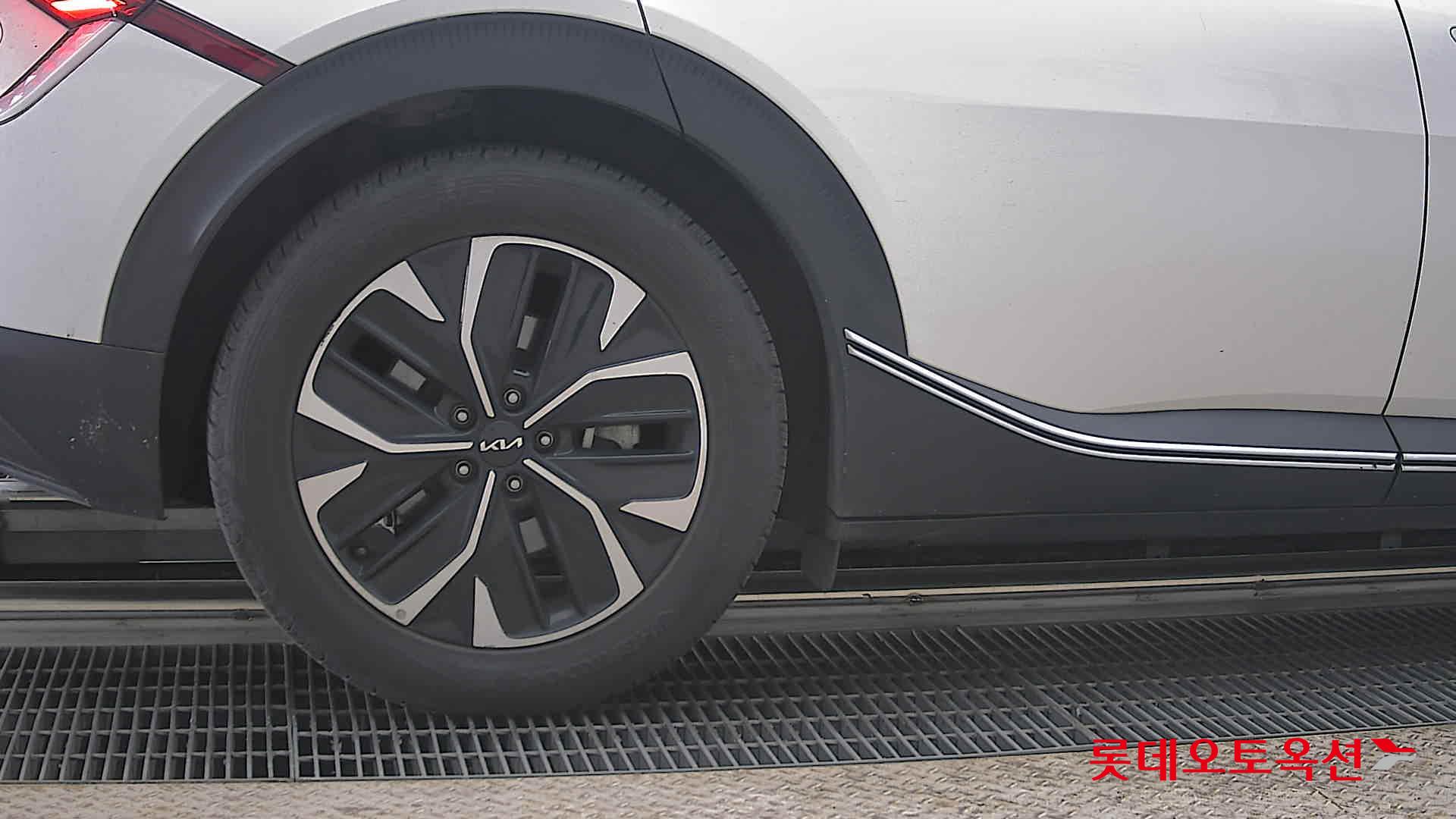 Kia EV6 2022 - Image 28