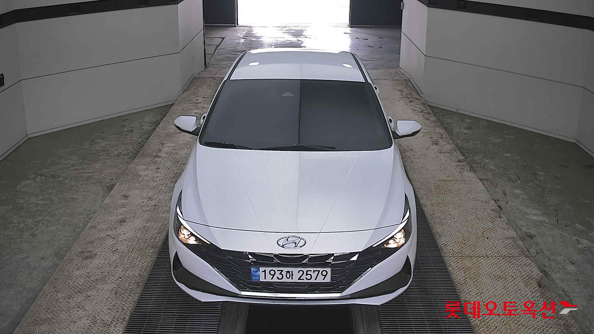 هيونداي إلانترا