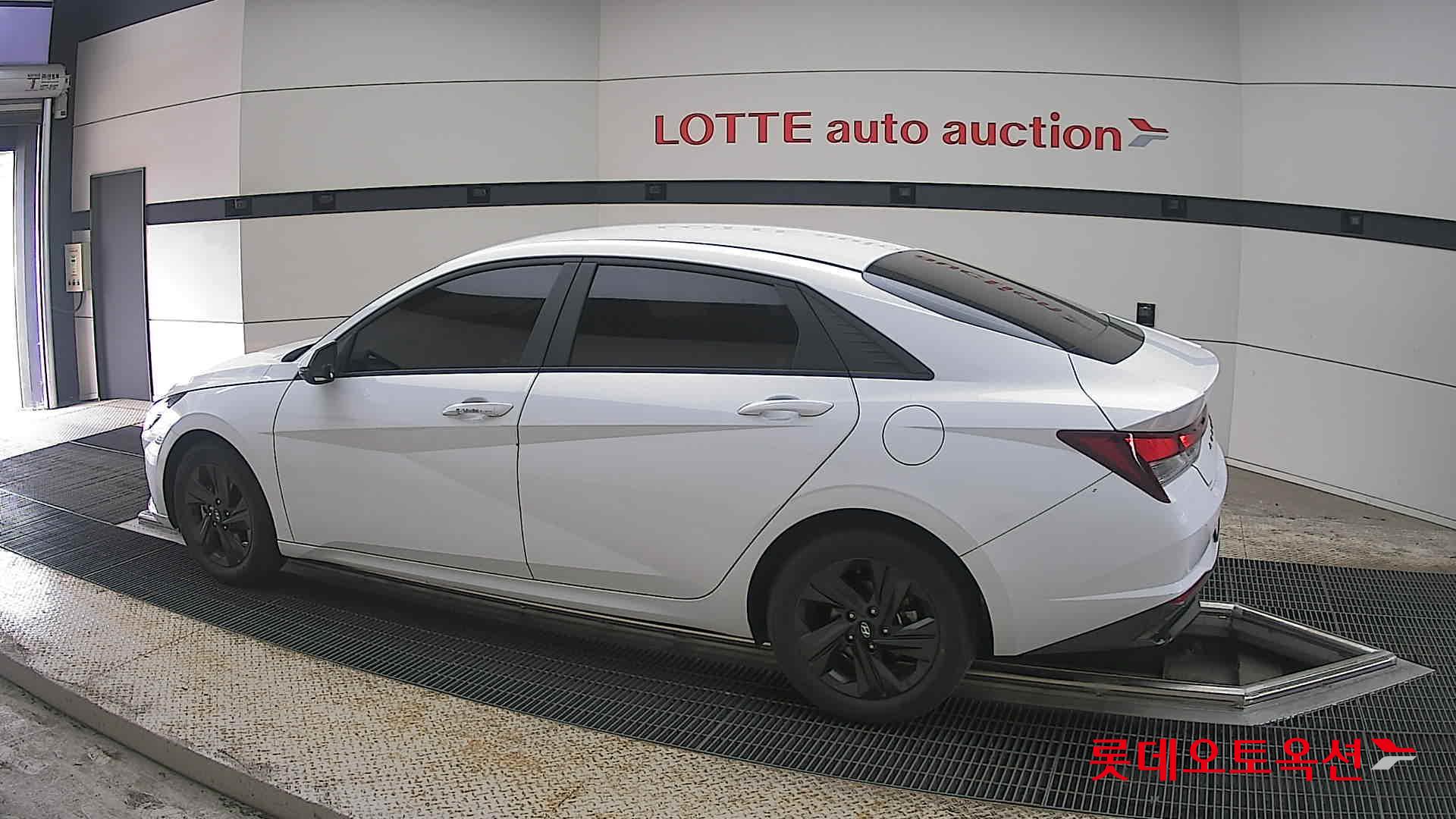 هيونداي إلانترا 2022 - صورة 14