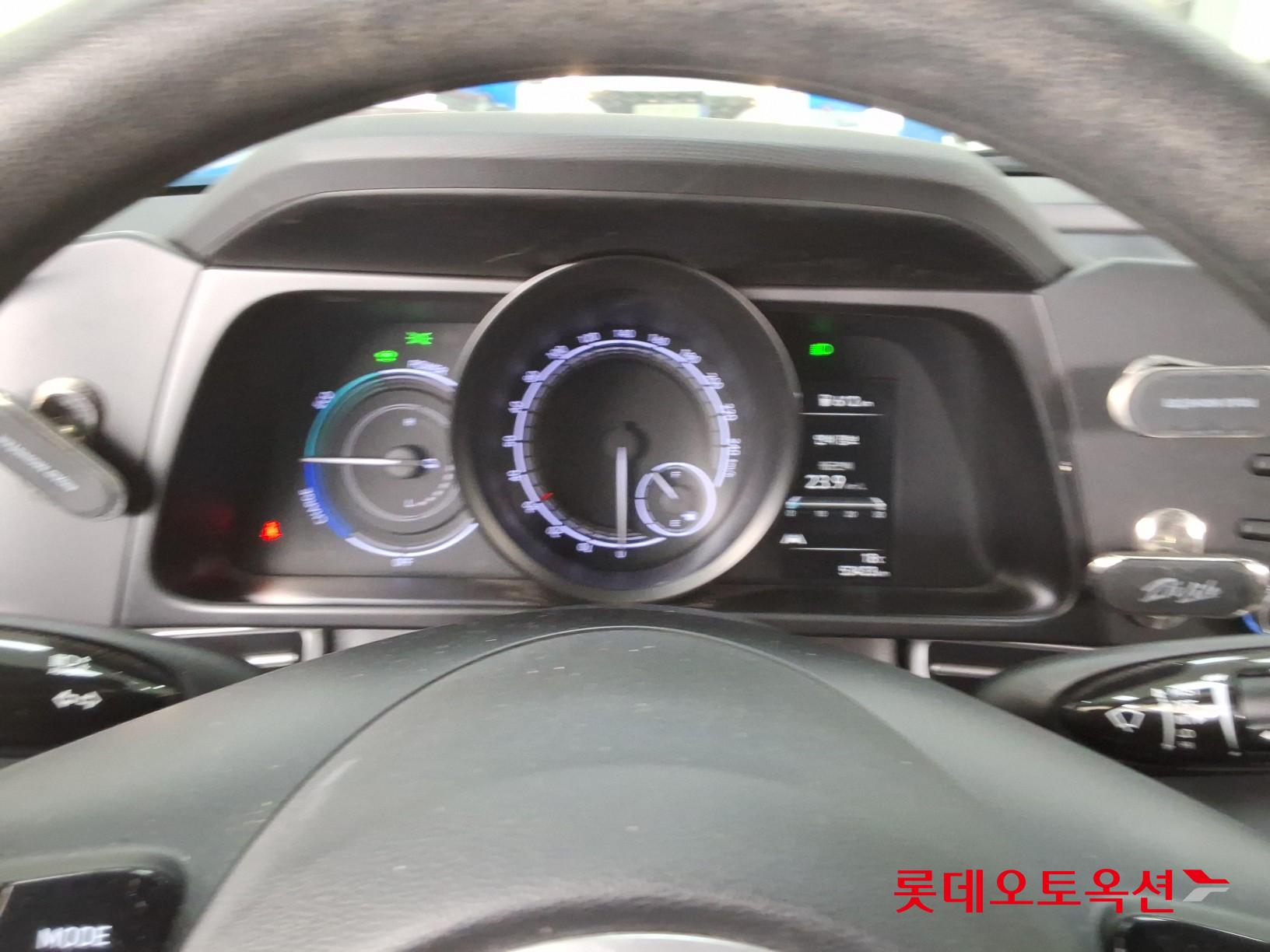 هيونداي إلانترا 2022 - صورة 31