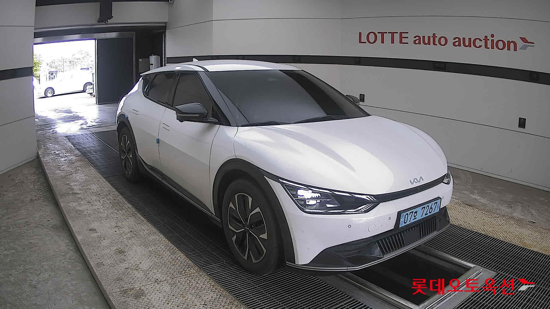 كيا EV6 2022 - صورة 6