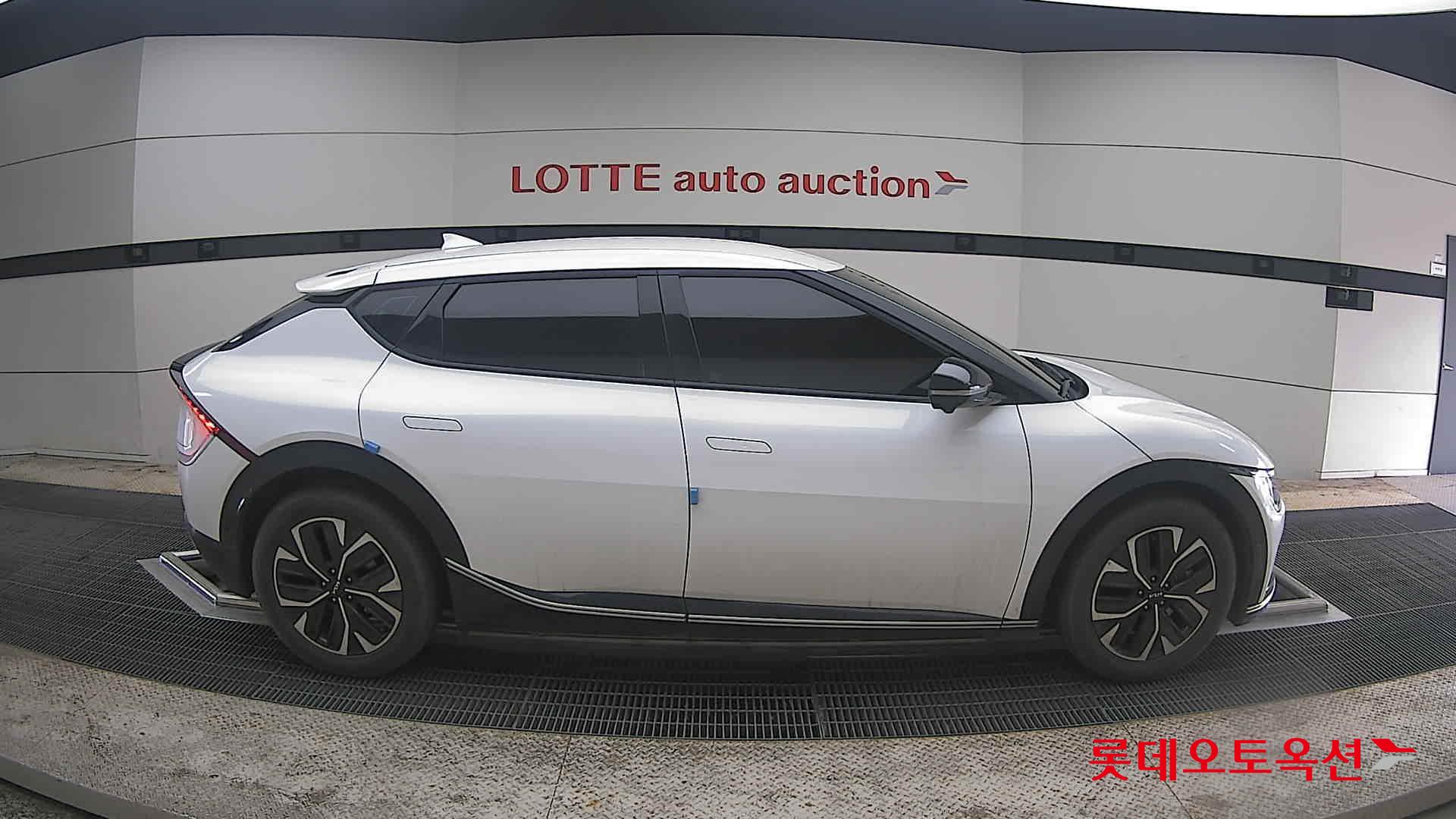 كيا EV6 2022 - صورة 21