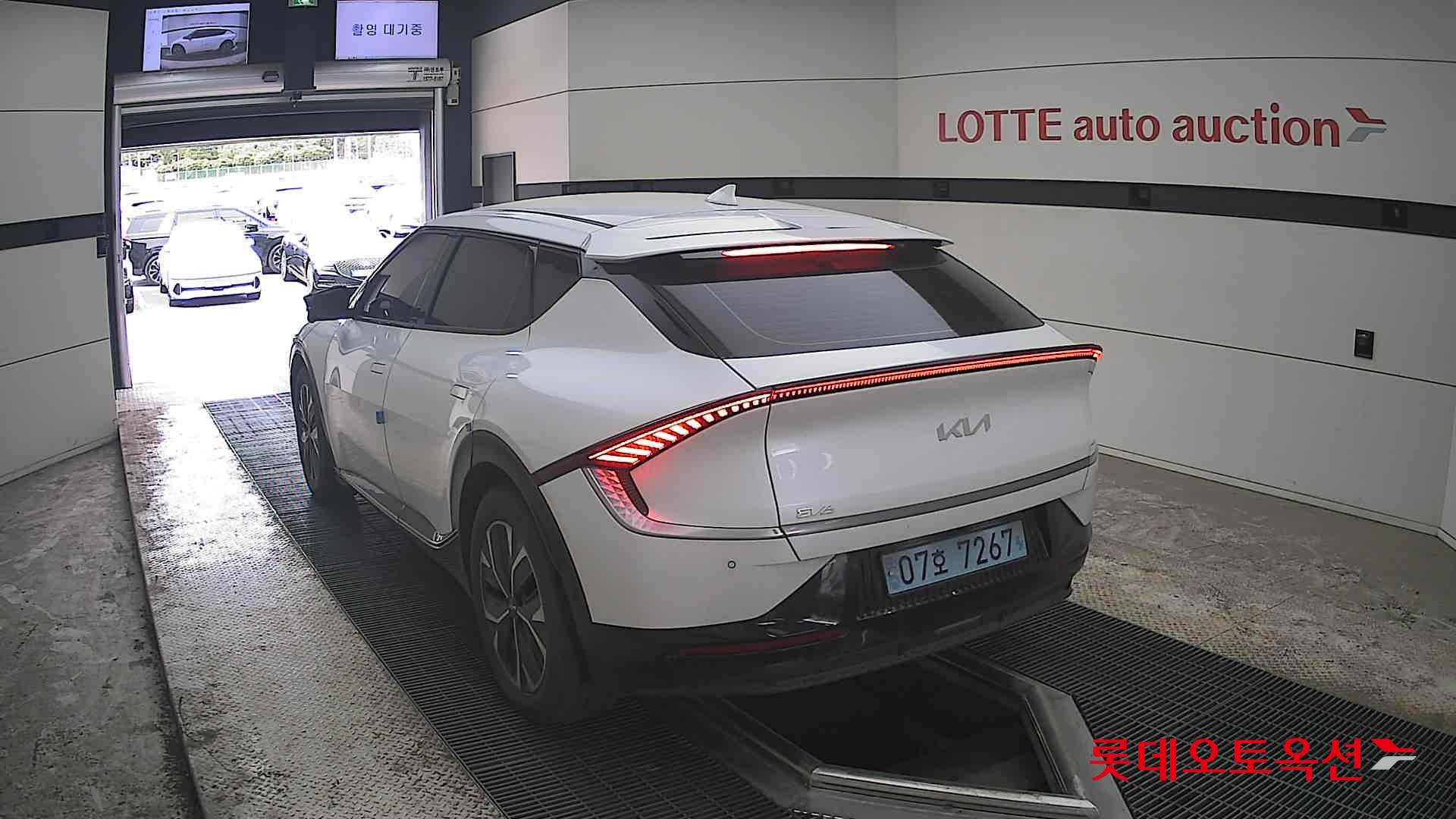 كيا EV6 2022 - صورة 16