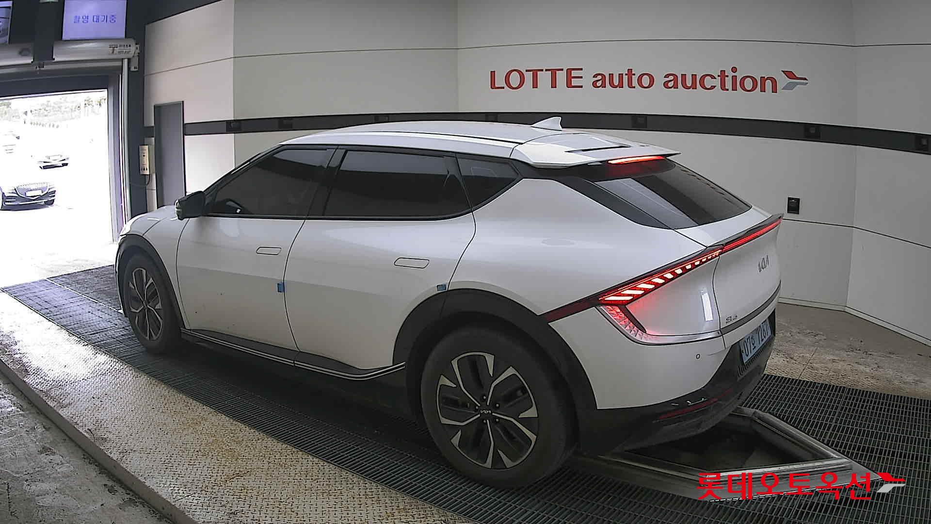 كيا EV6 2022 - صورة 15