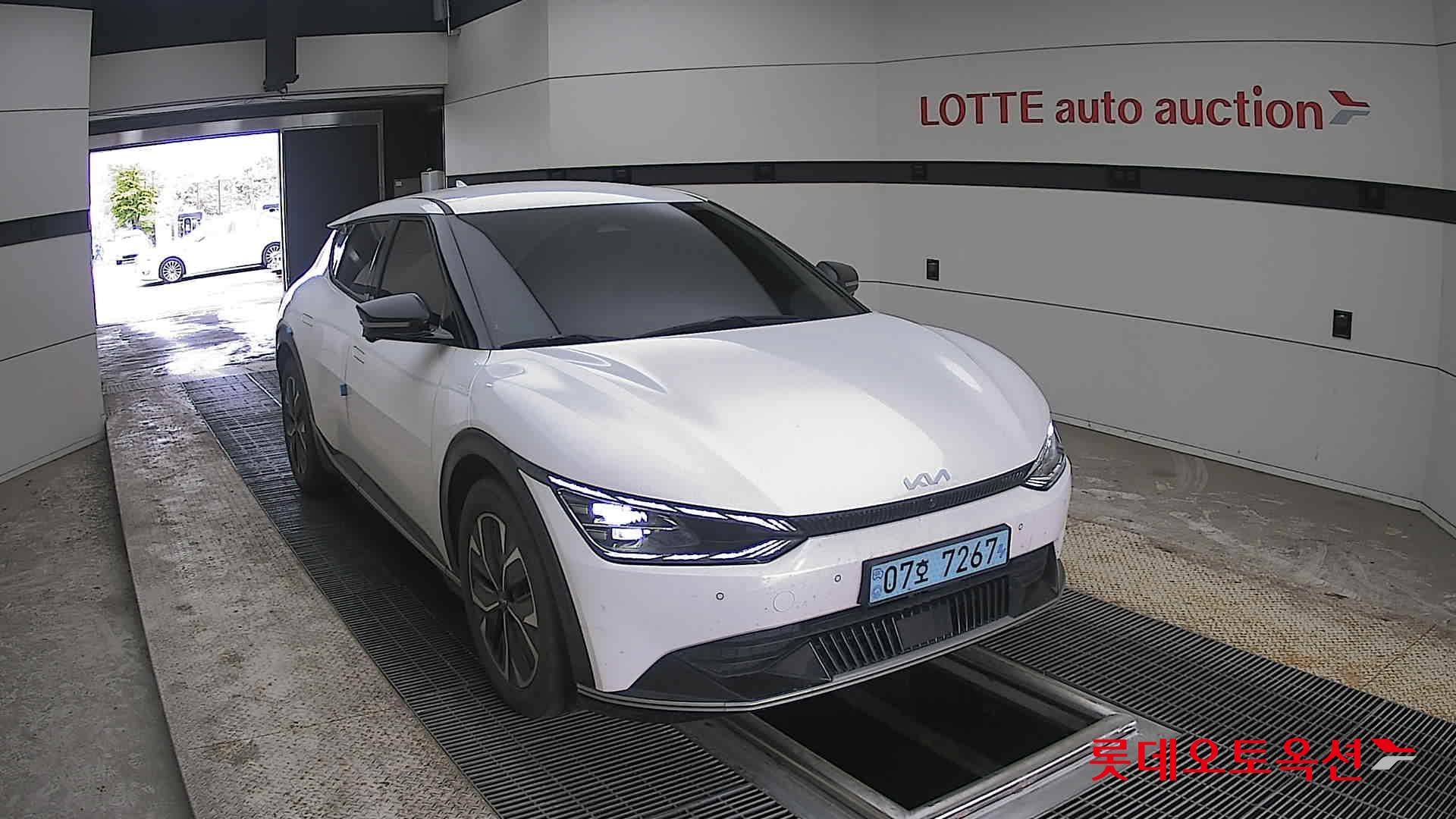 كيا EV6 2022 - صورة 24