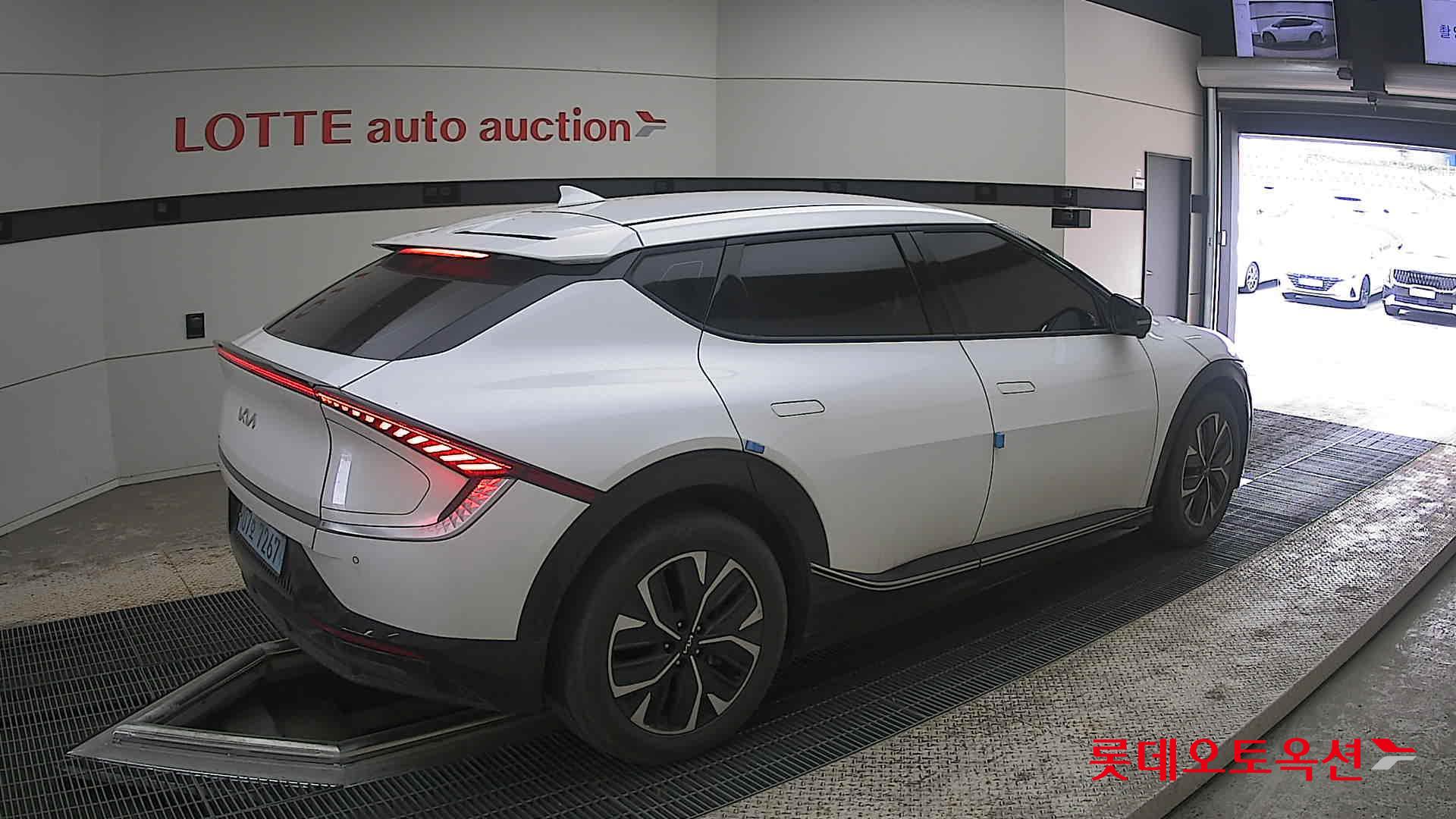 كيا EV6 2022 - صورة 19