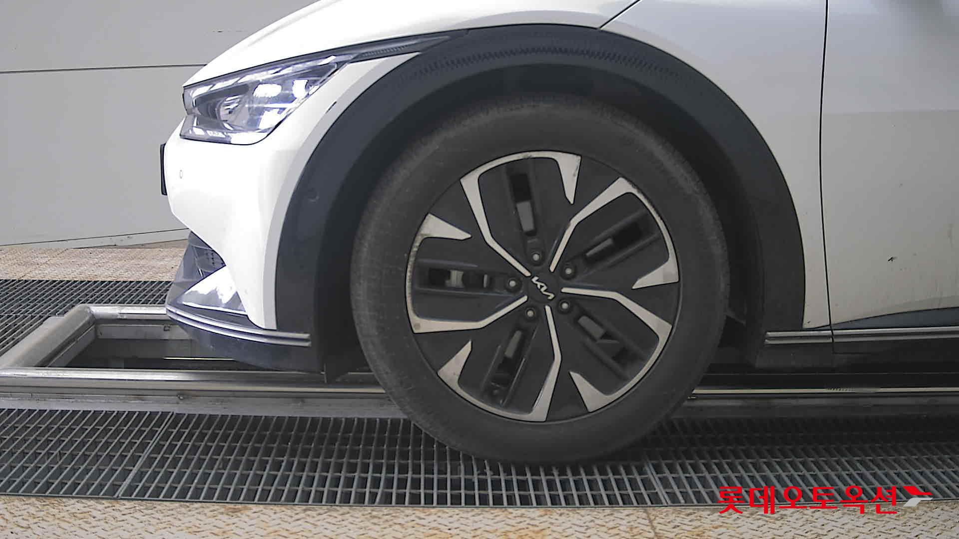 كيا EV6 2022 - صورة 25