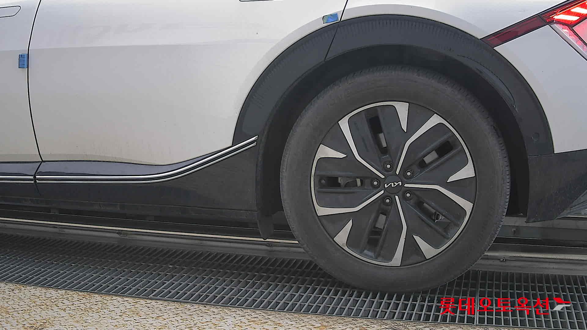 كيا EV6 2022 - صورة 26