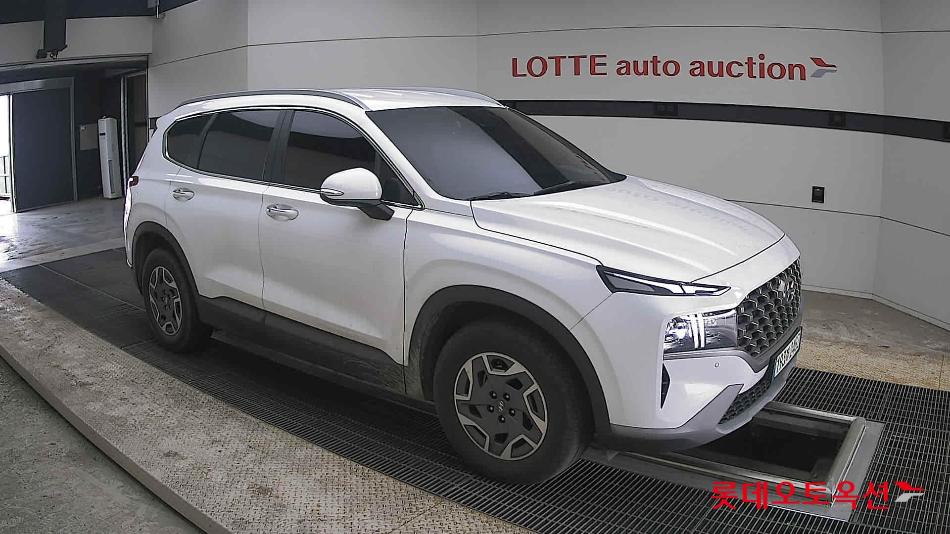 Hyundai Santa Fe 2022 - Image 23