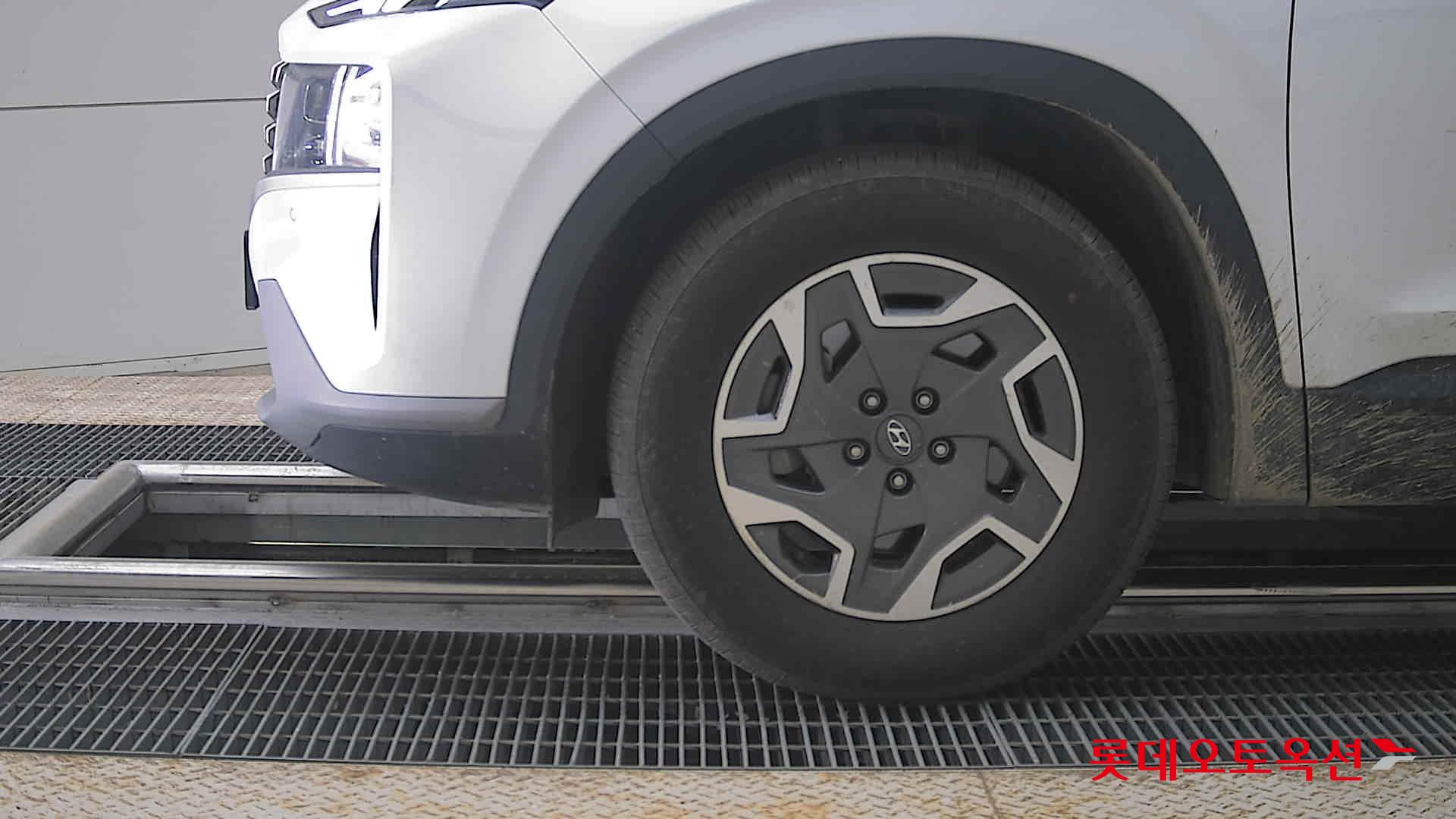 Hyundai Santa Fe 2022 - Image 25