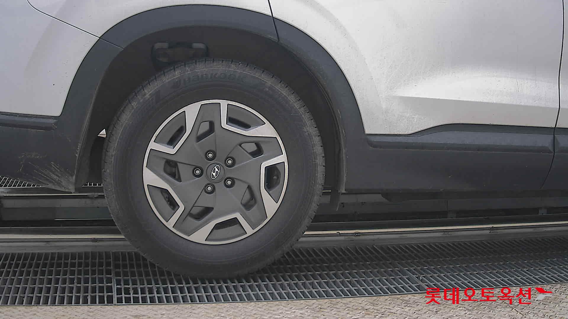 Hyundai Santa Fe 2022 - Image 28