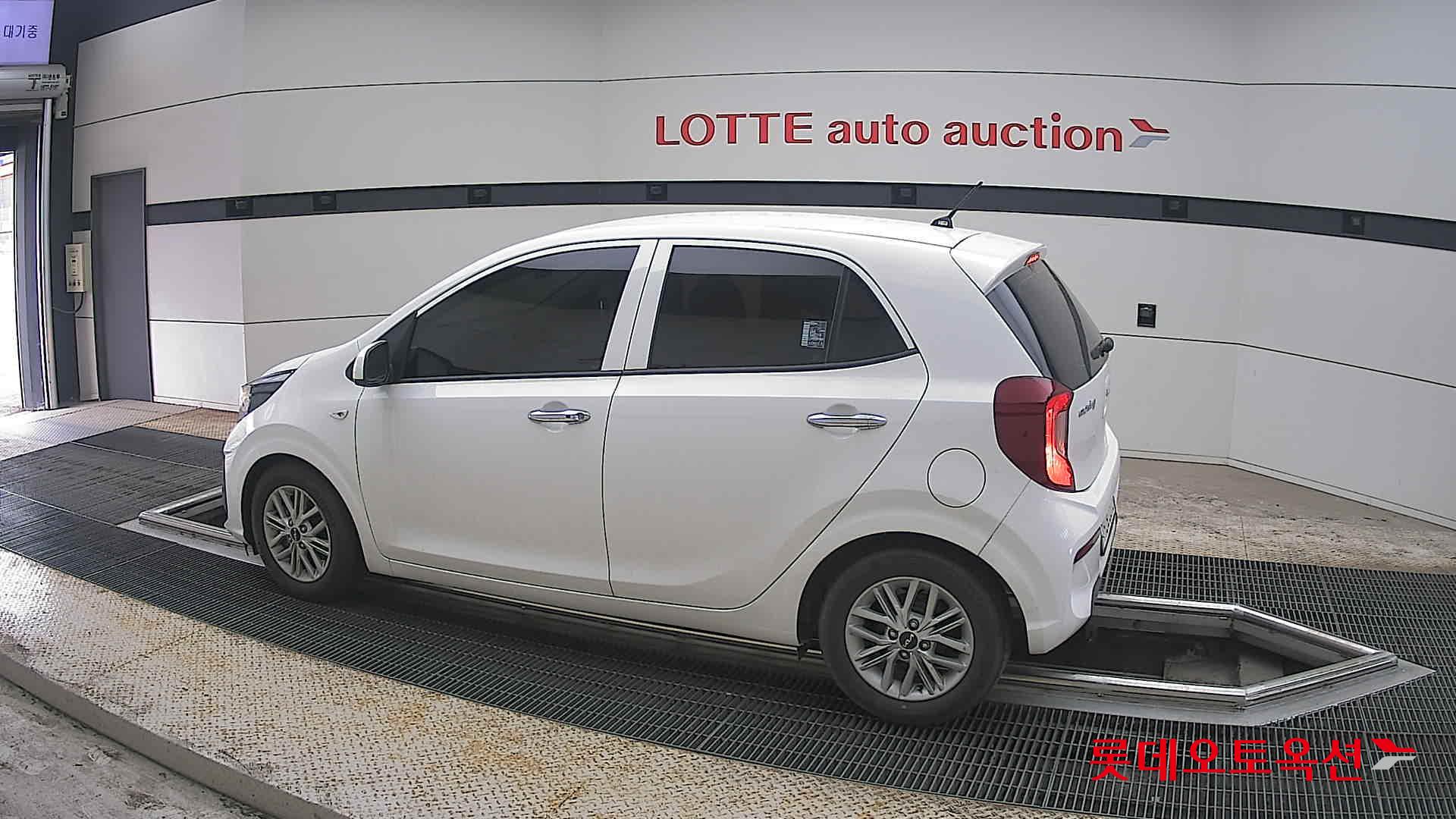 كيا مورنينج 2022 - صورة 14