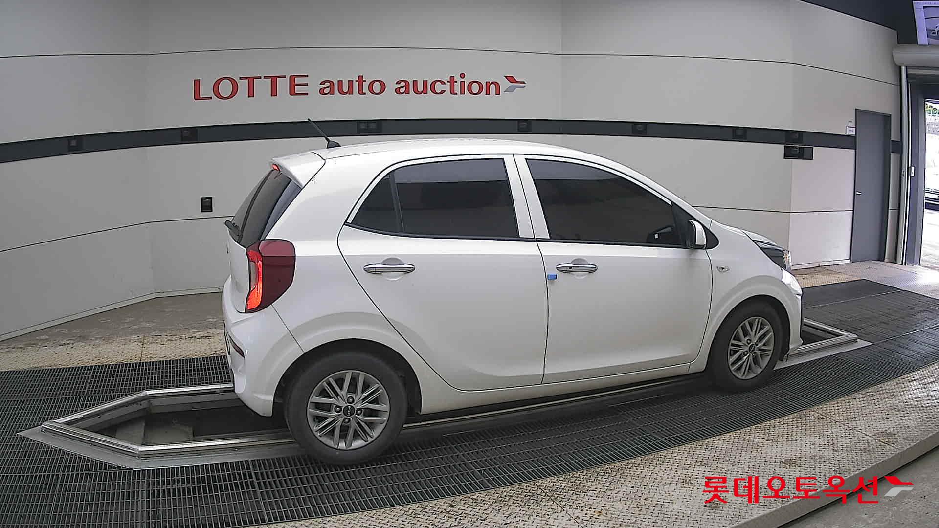 كيا مورنينج 2022 - صورة 20