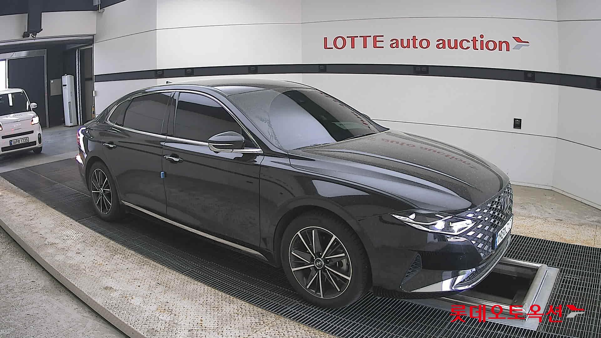Hyundai Grandeur 2022 - Image 23