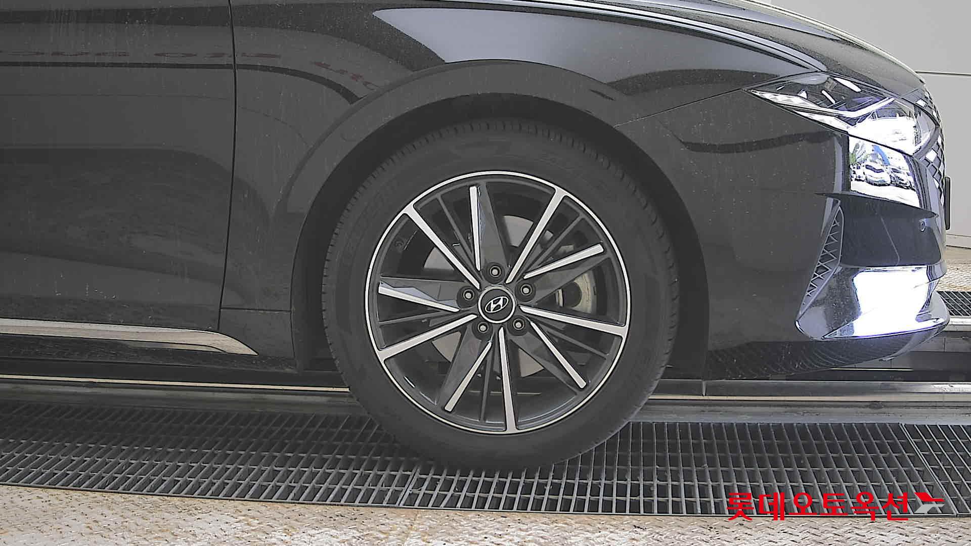 Hyundai Grandeur 2022 - Image 27