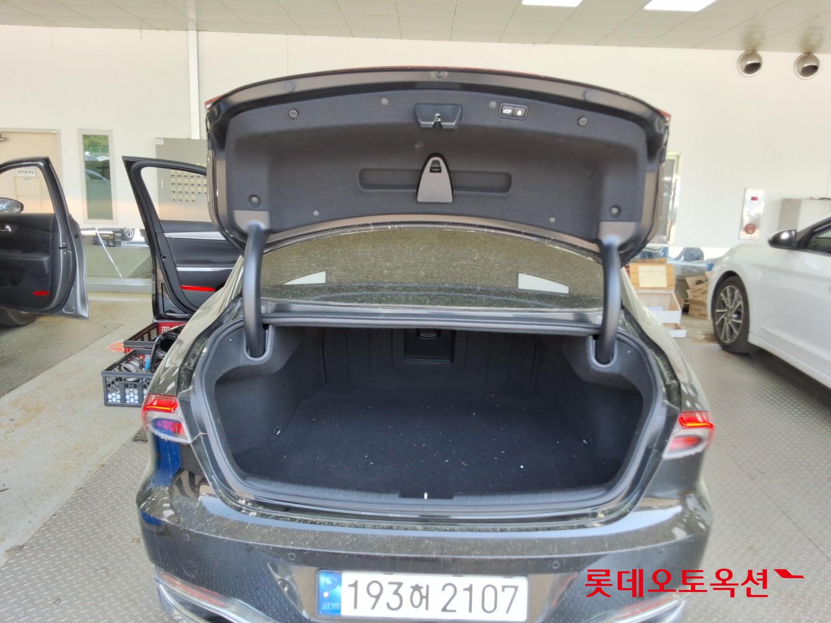 Hyundai Grandeur 2022 - Image 9