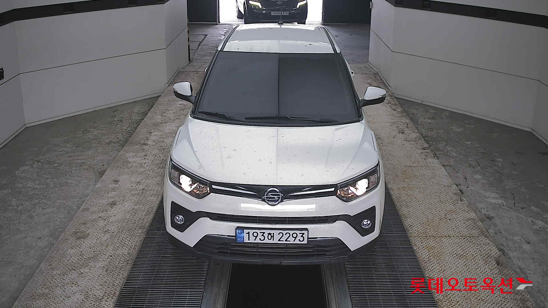 سانج يونج تيفولي