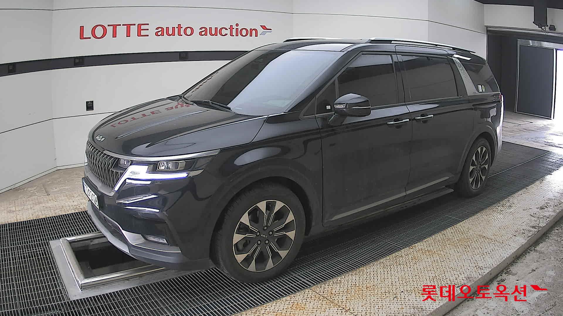 كيا كارنيفال 2023 - صورة 11