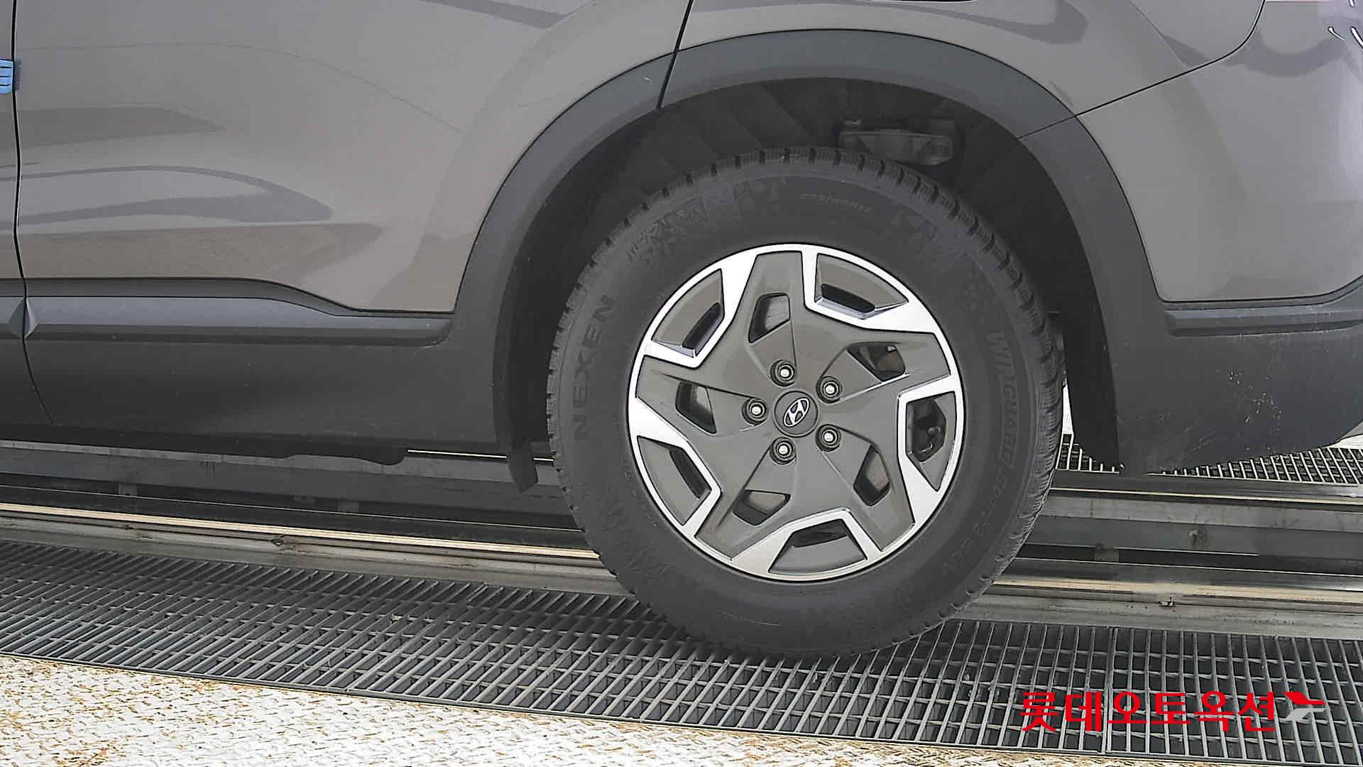 Hyundai Santa Fe 2023 - Image 26