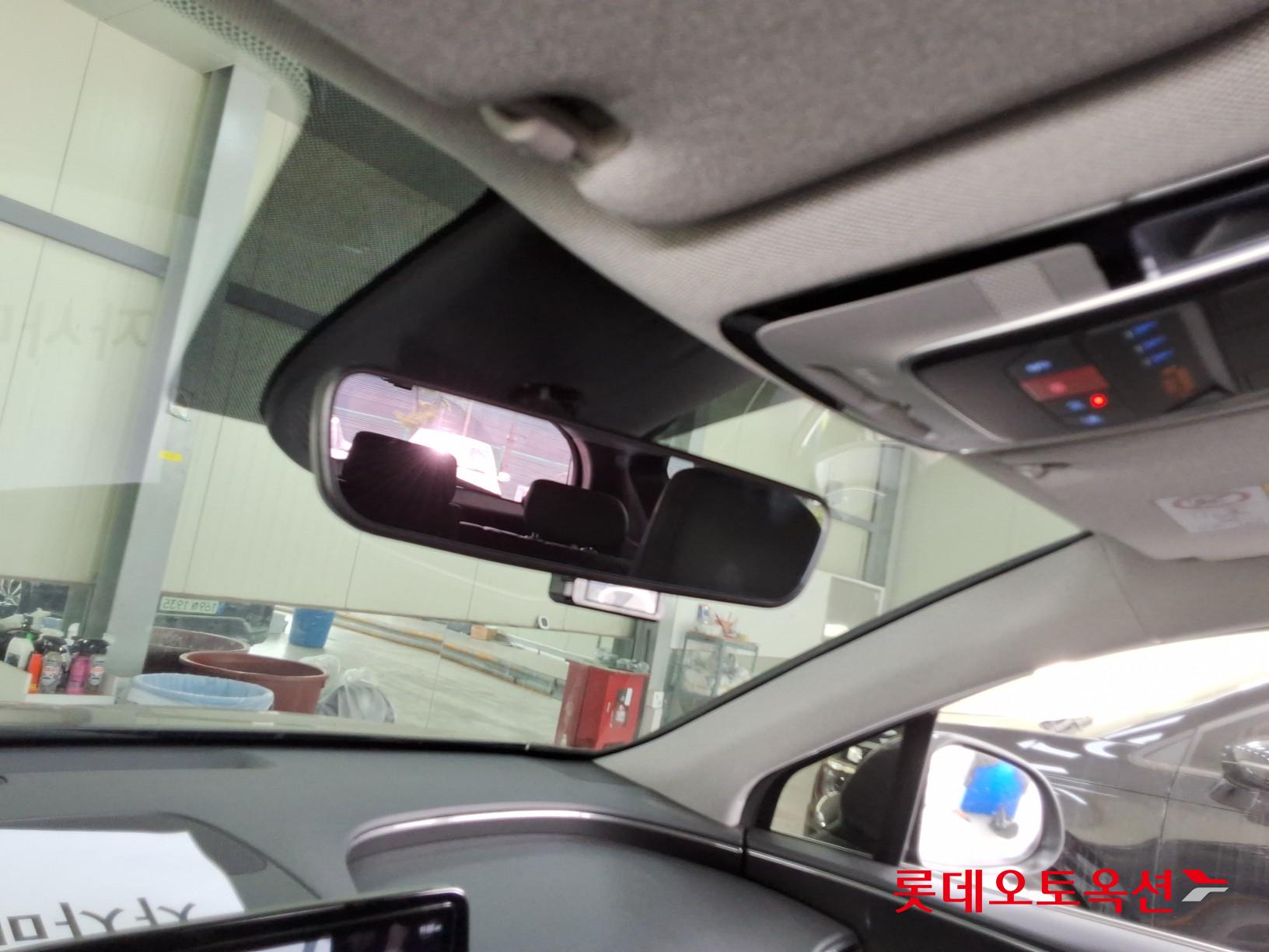 Hyundai Santa Fe 2023 - Image 33