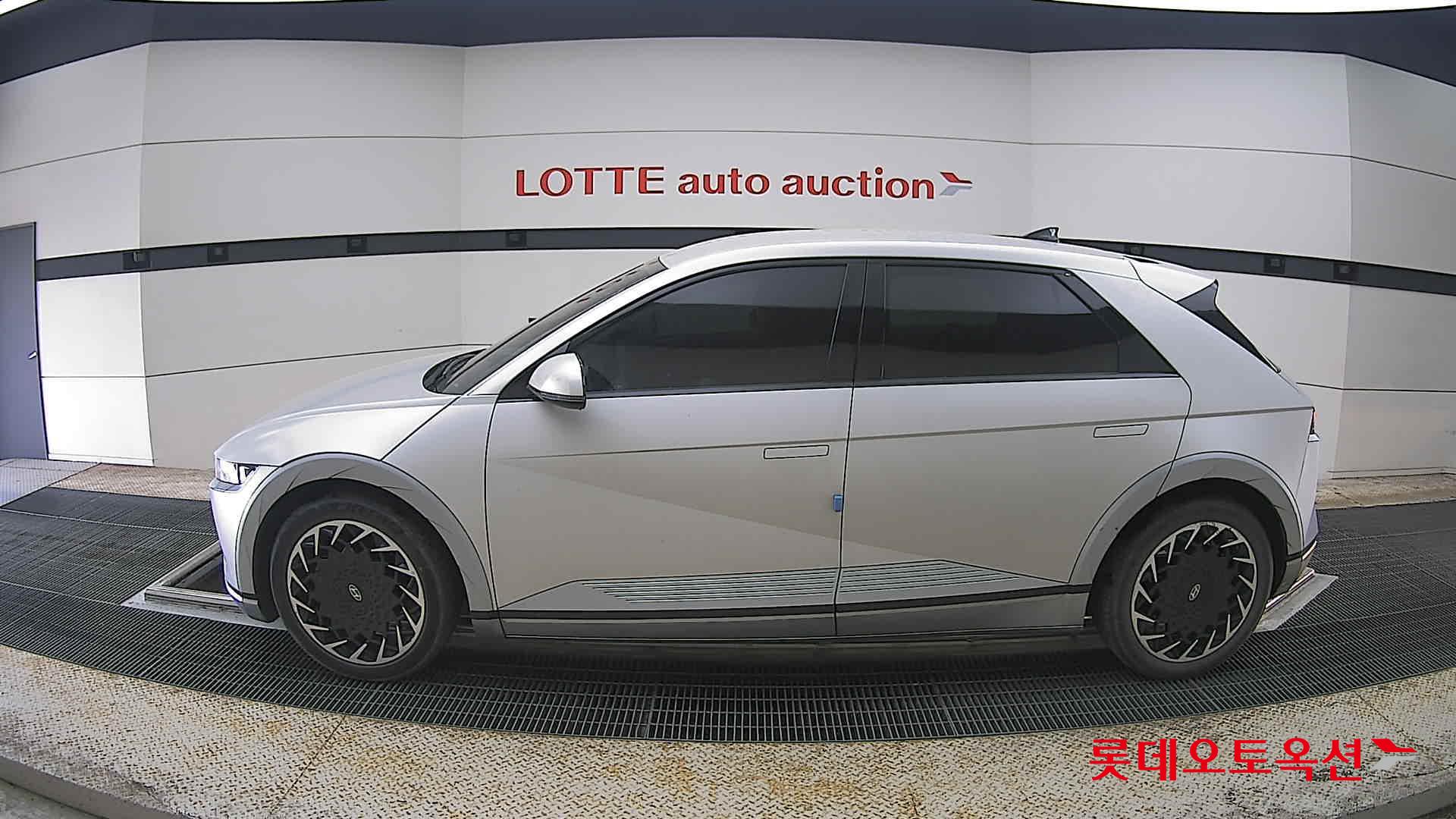 Hyundai Ioniq 5 2022 - Image 13