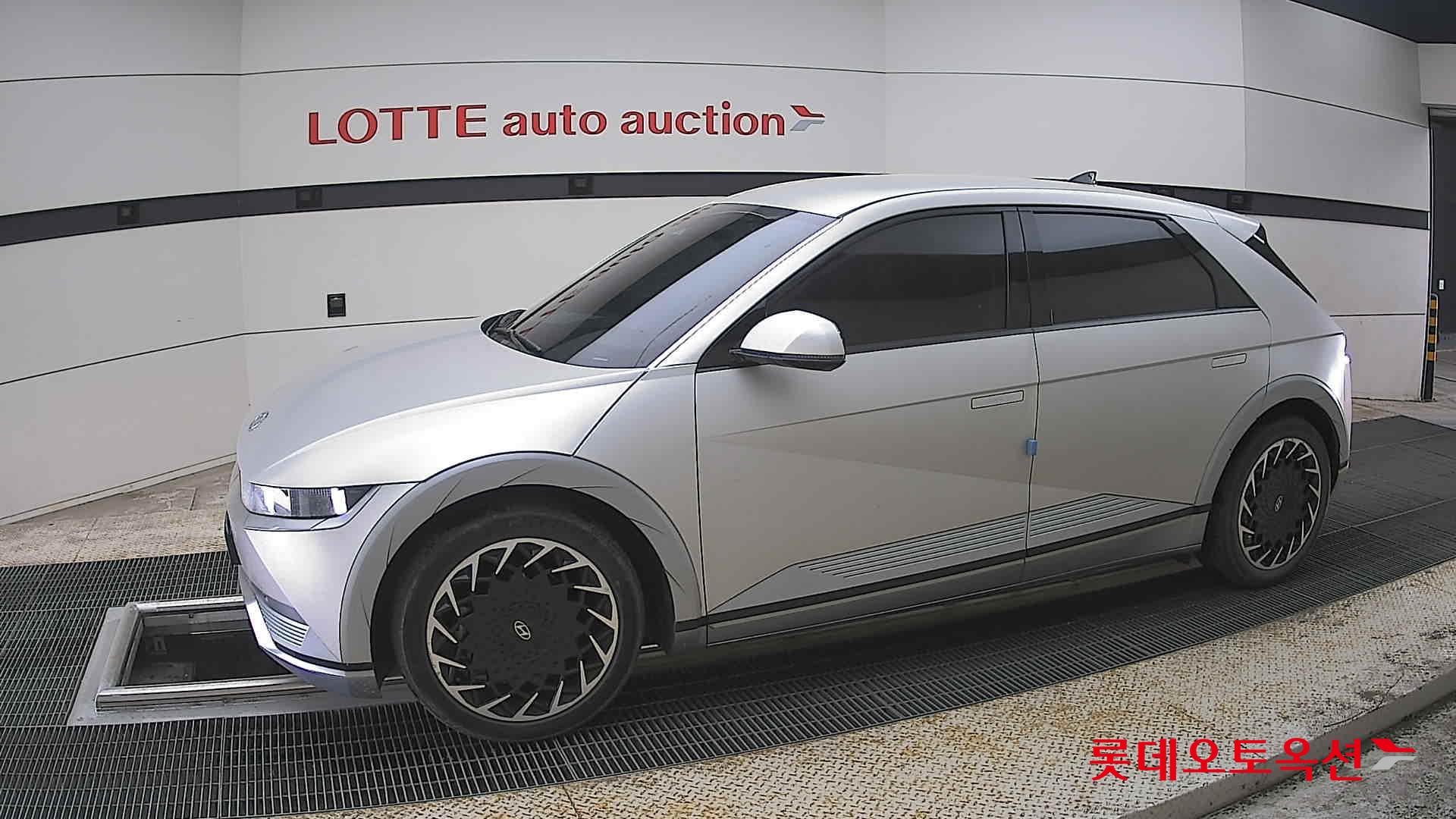 Hyundai Ioniq 5 2022 - Image 12