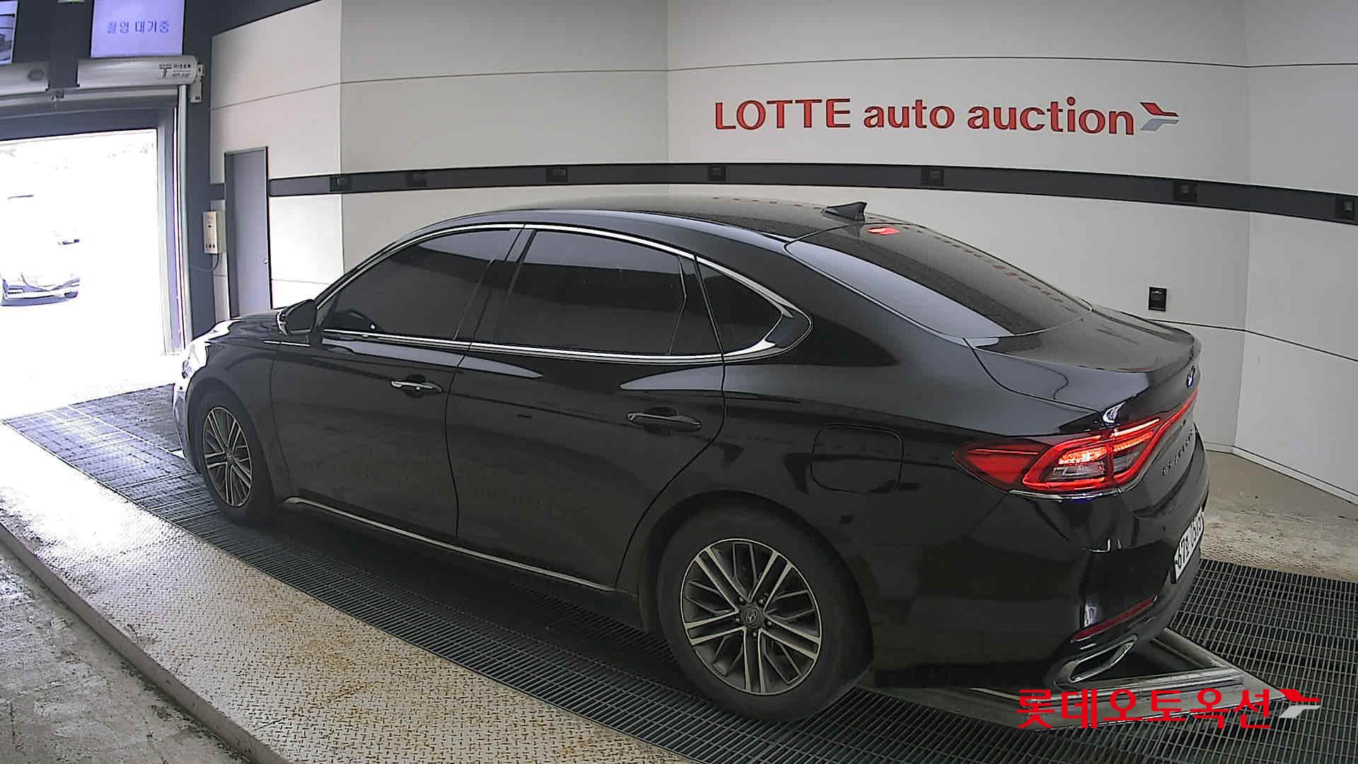 2019 - hyundai grandeur