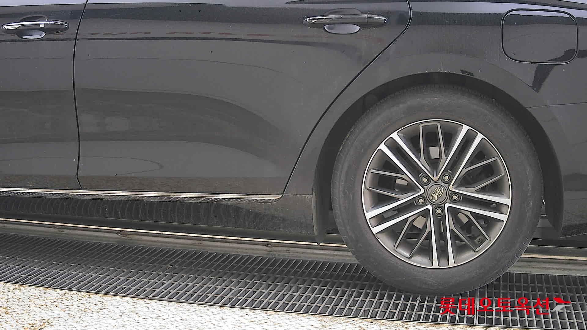 2019 - hyundai grandeur