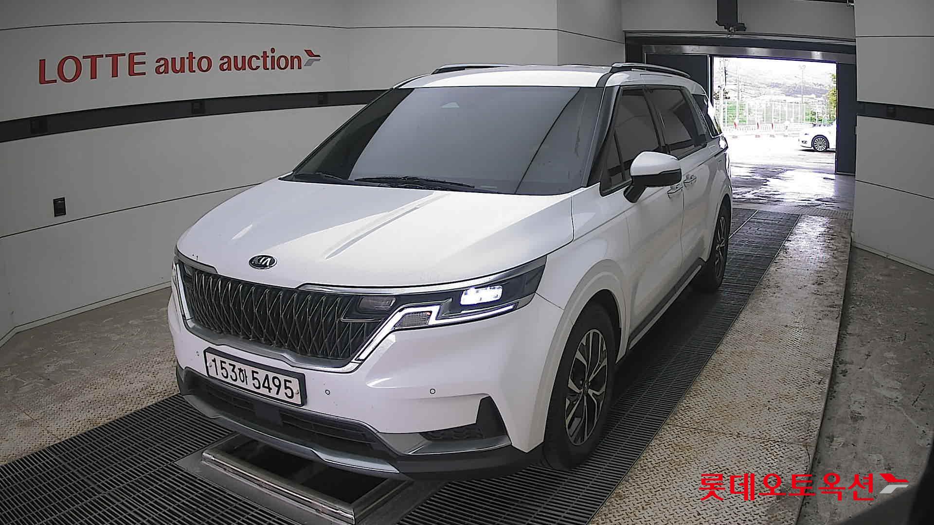 كيا كارنيفال 2021 - صورة 10