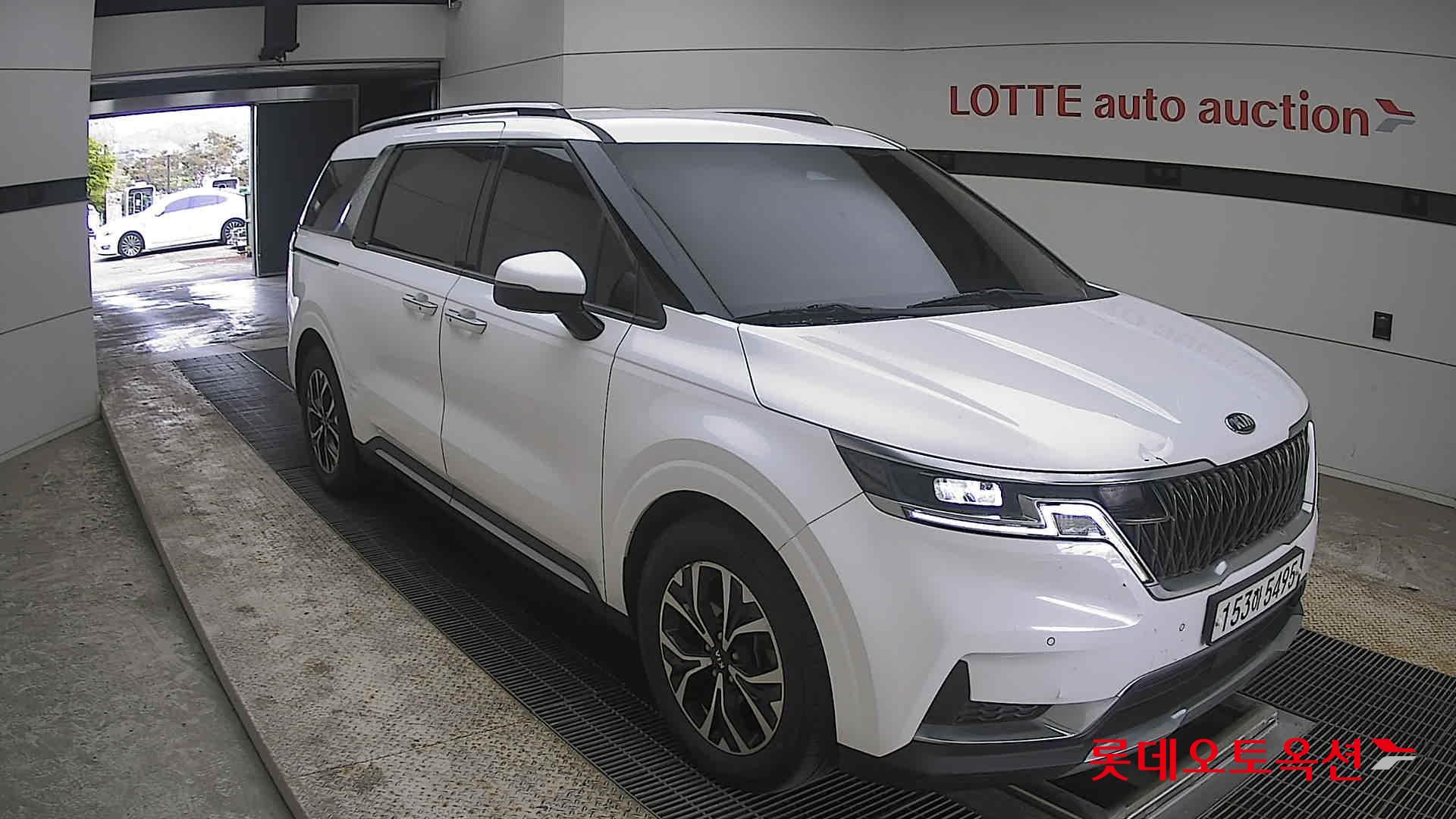 كيا كارنيفال 2021 - صورة 6