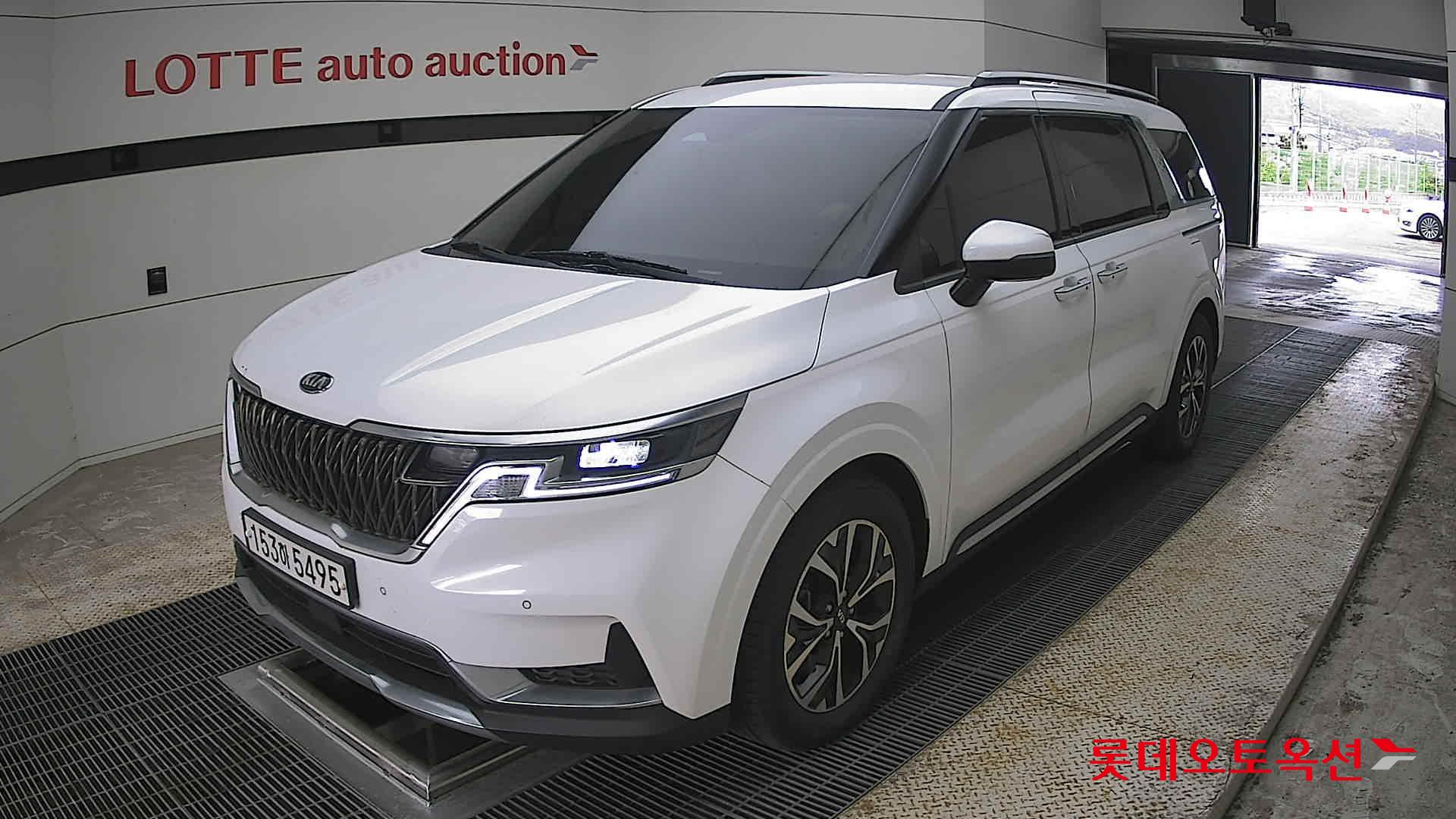 كيا كارنيفال 2021 - صورة 3