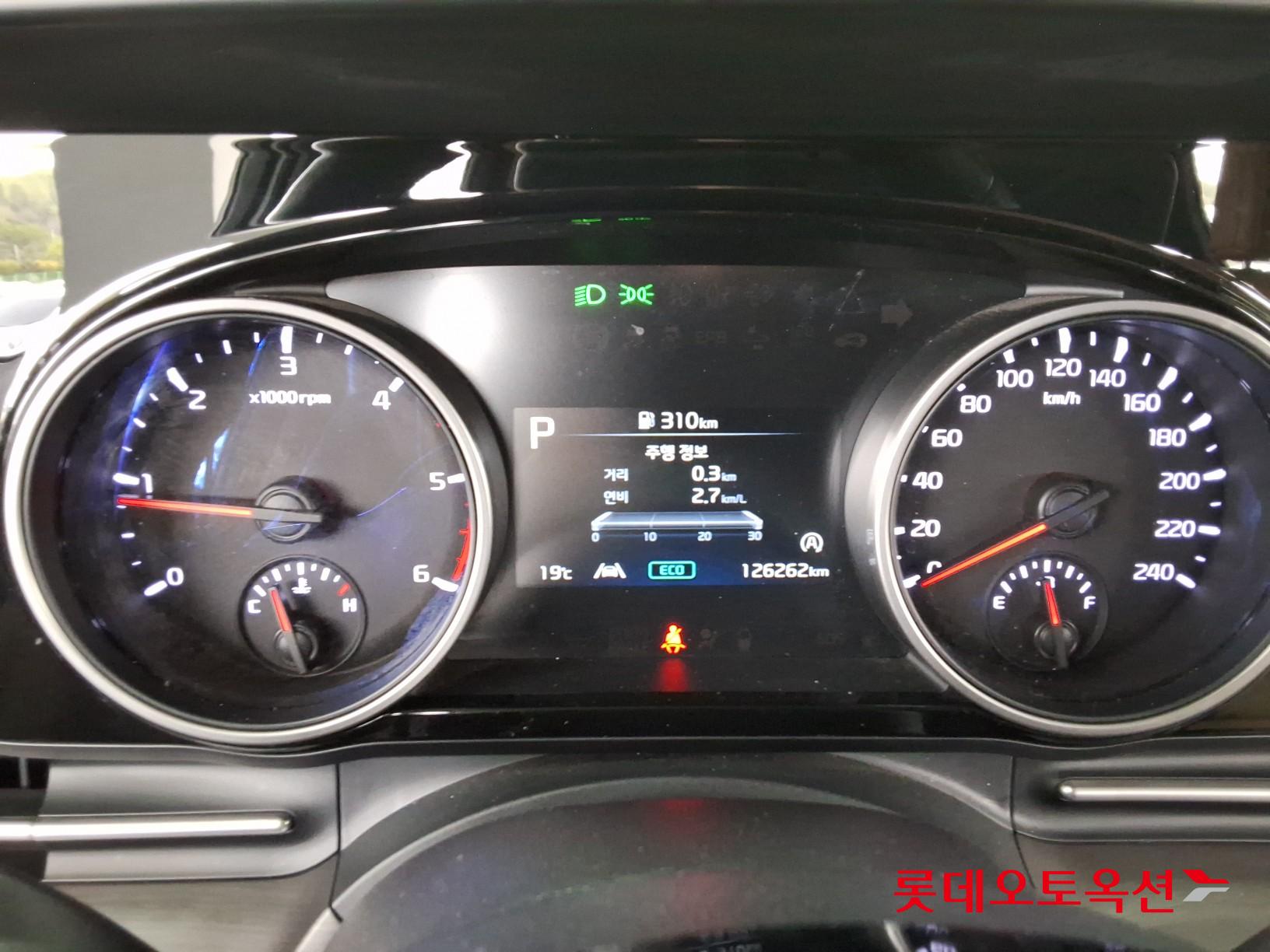 كيا كارنيفال 2021 - صورة 31