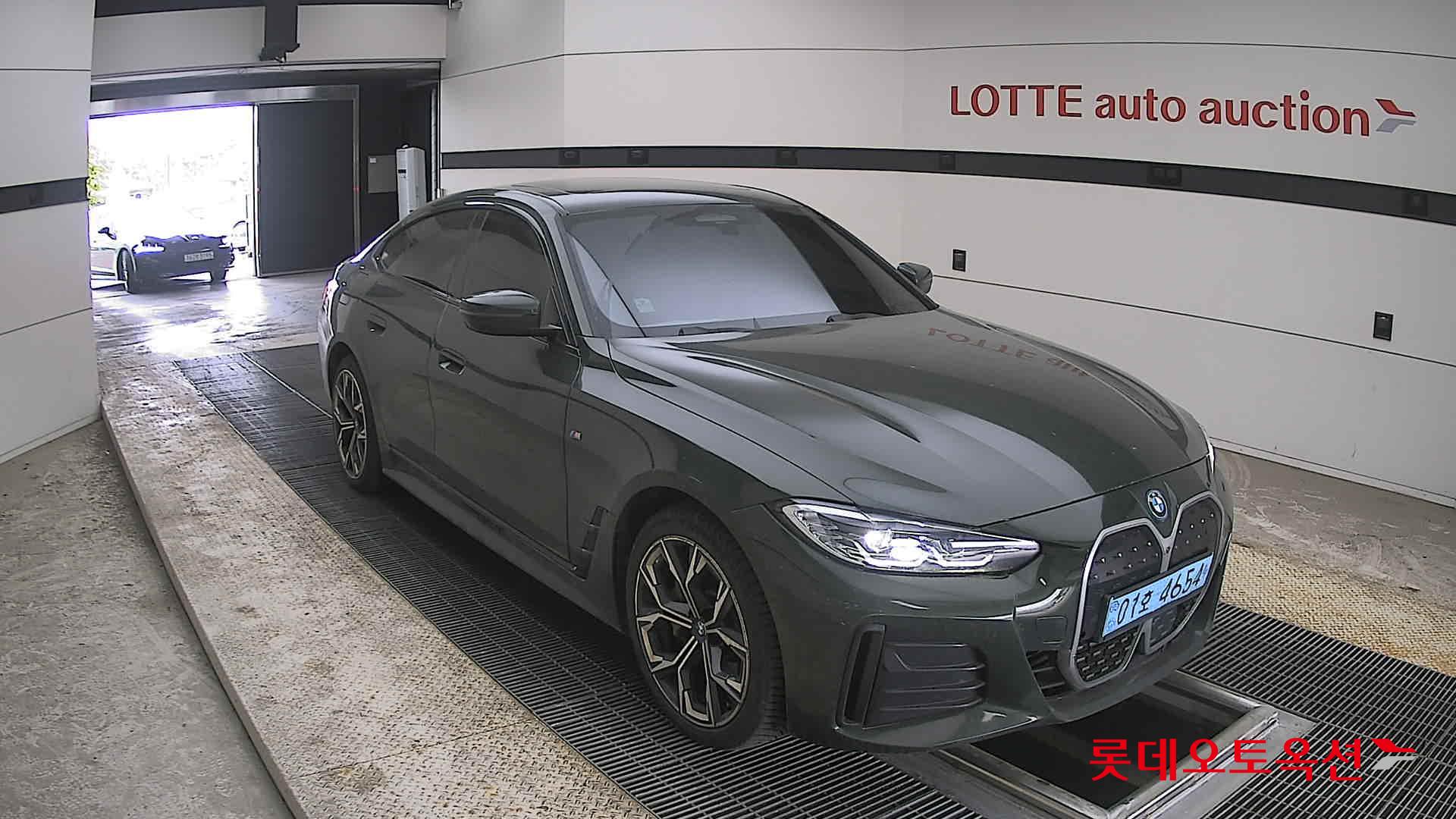 BMW i4 2022 - Image 6