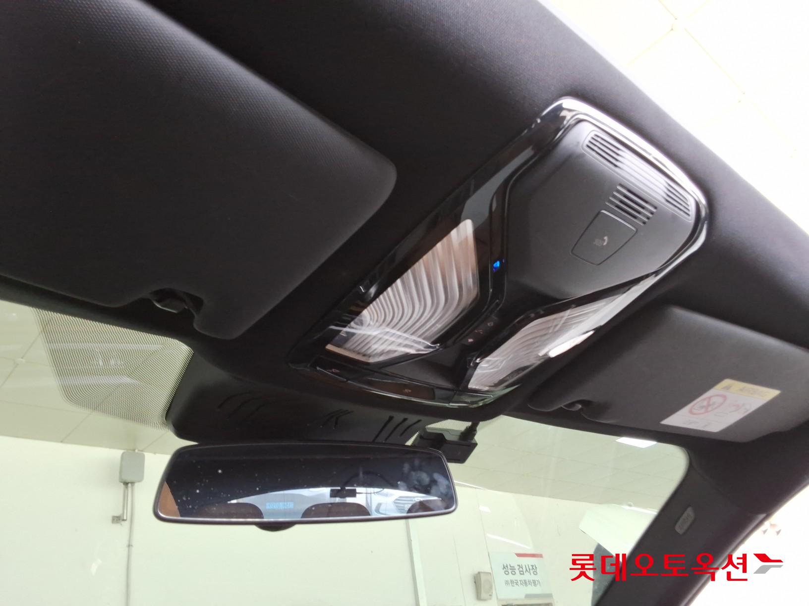 BMW i4 2022 - Image 31