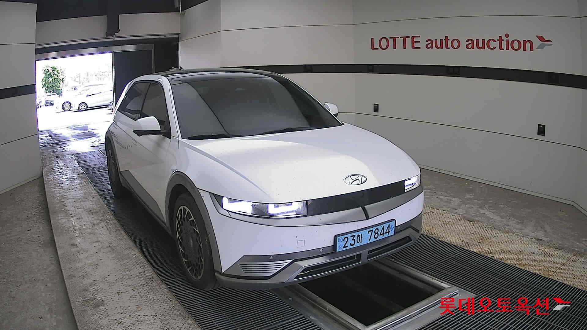 Hyundai Ioniq 5 - 24