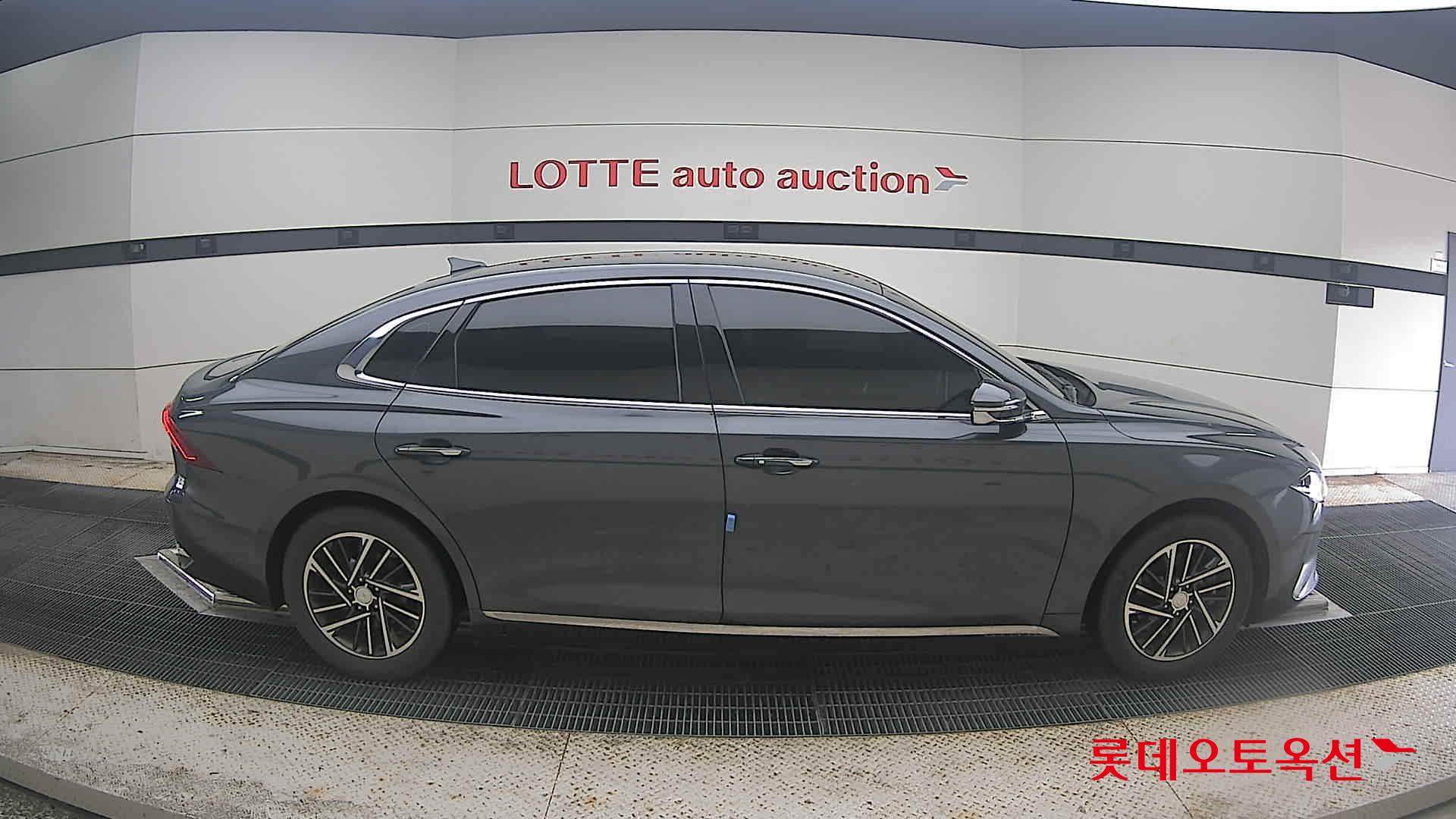 2022 - hyundai grandeur