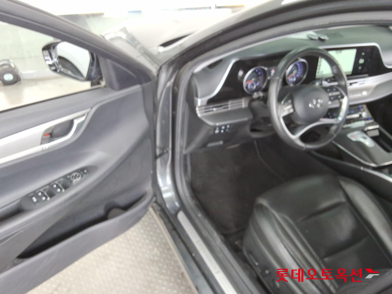 2022 - hyundai grandeur