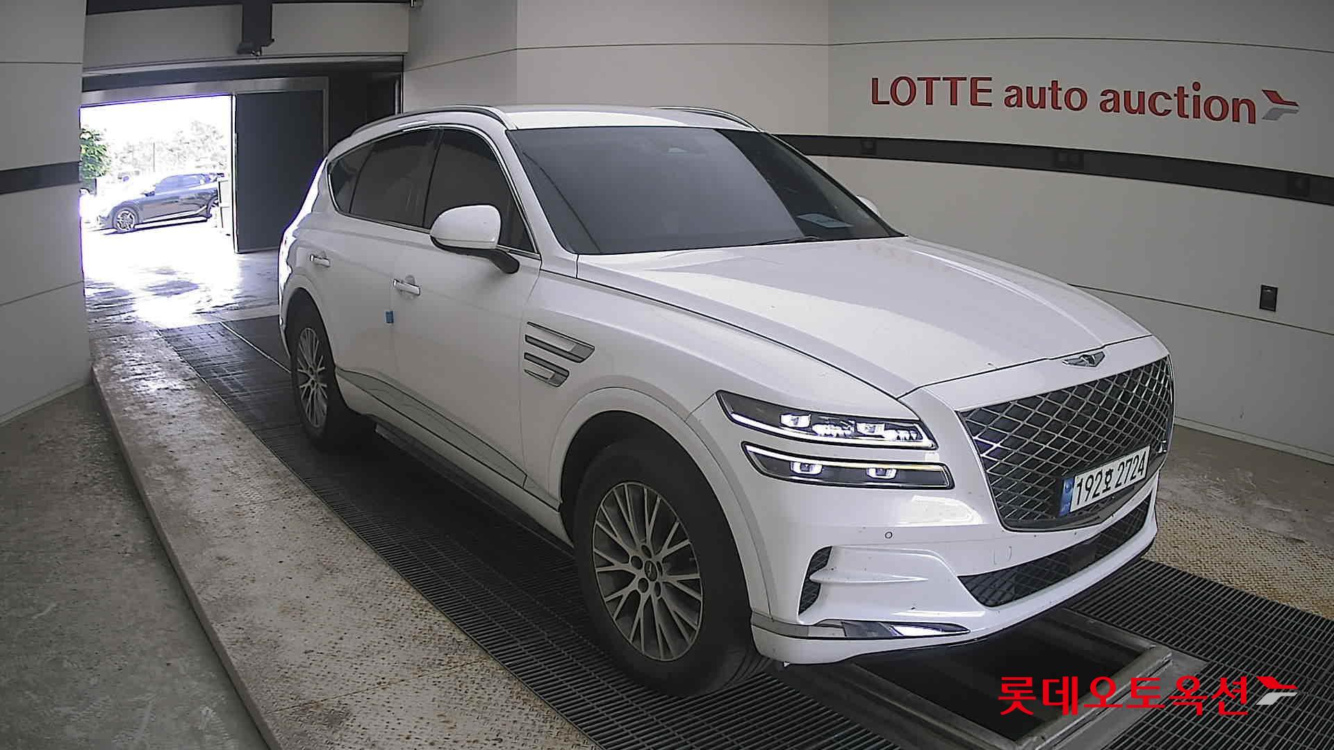 2022 - genesis gv80