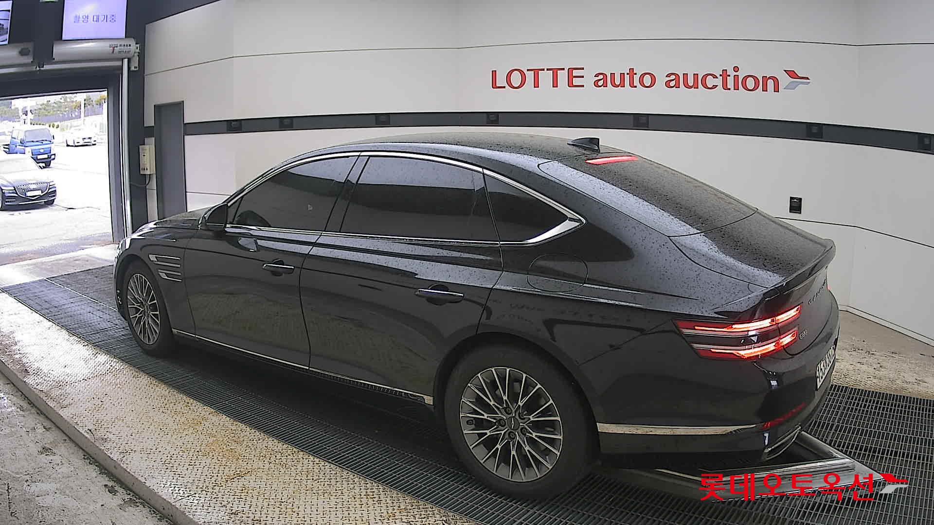 Genesis G80 2021 - Image 15