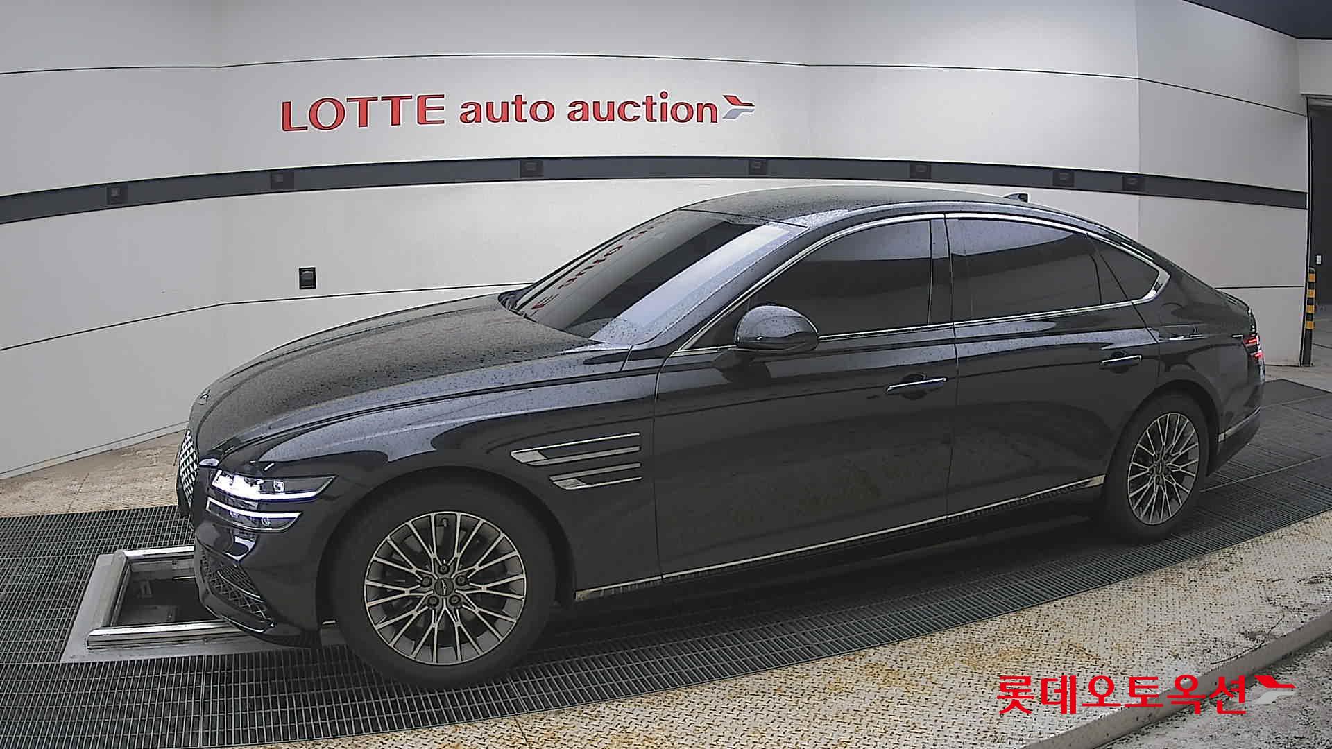 Genesis G80 2021 - Image 12