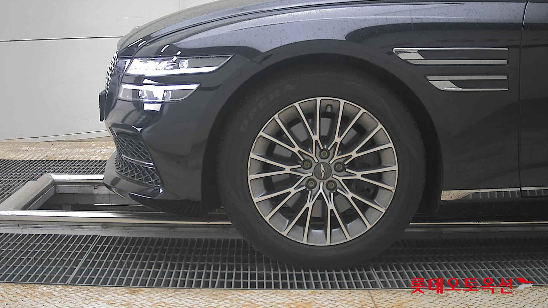 Genesis G80 2021 - Image 25