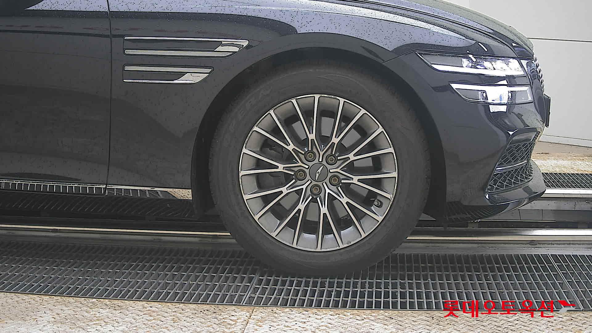 Genesis G80 2021 - Image 27