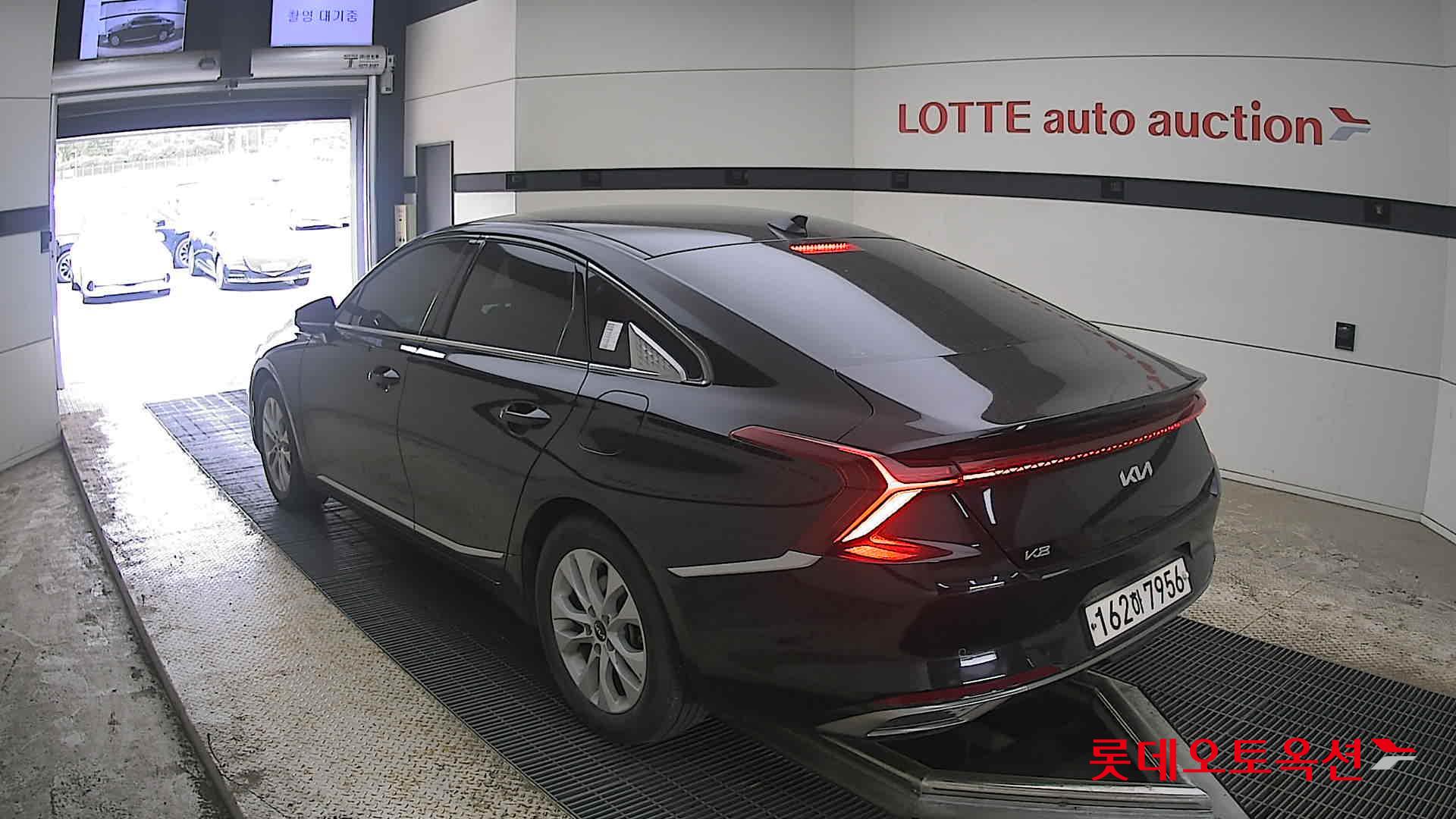 كيا K8 2022 - صورة 4