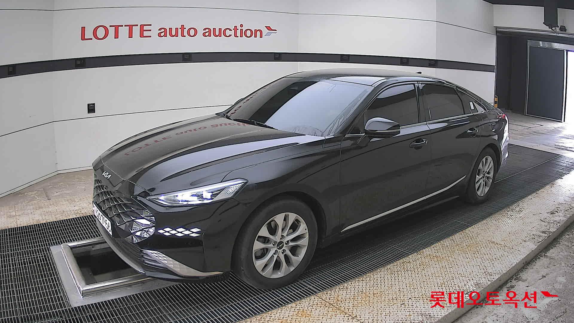 كيا K8 2022 - صورة 11