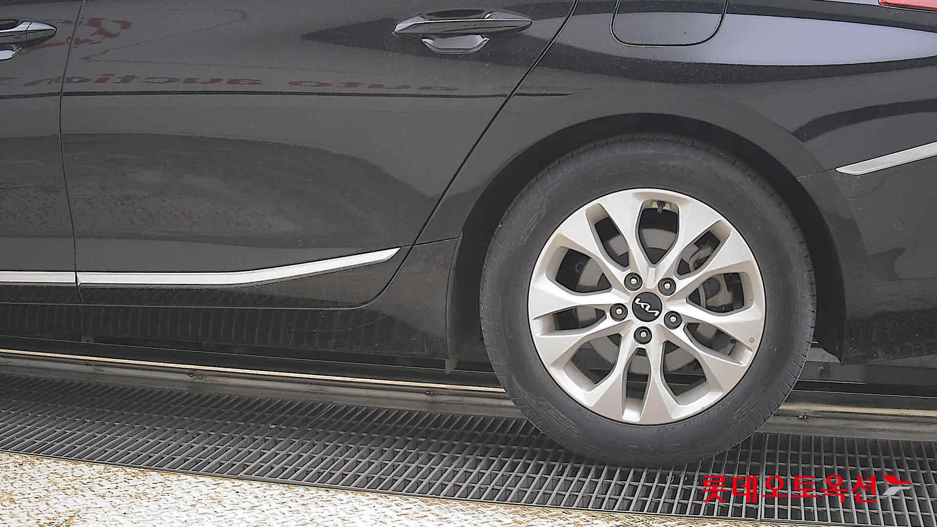 كيا K8 2022 - صورة 26