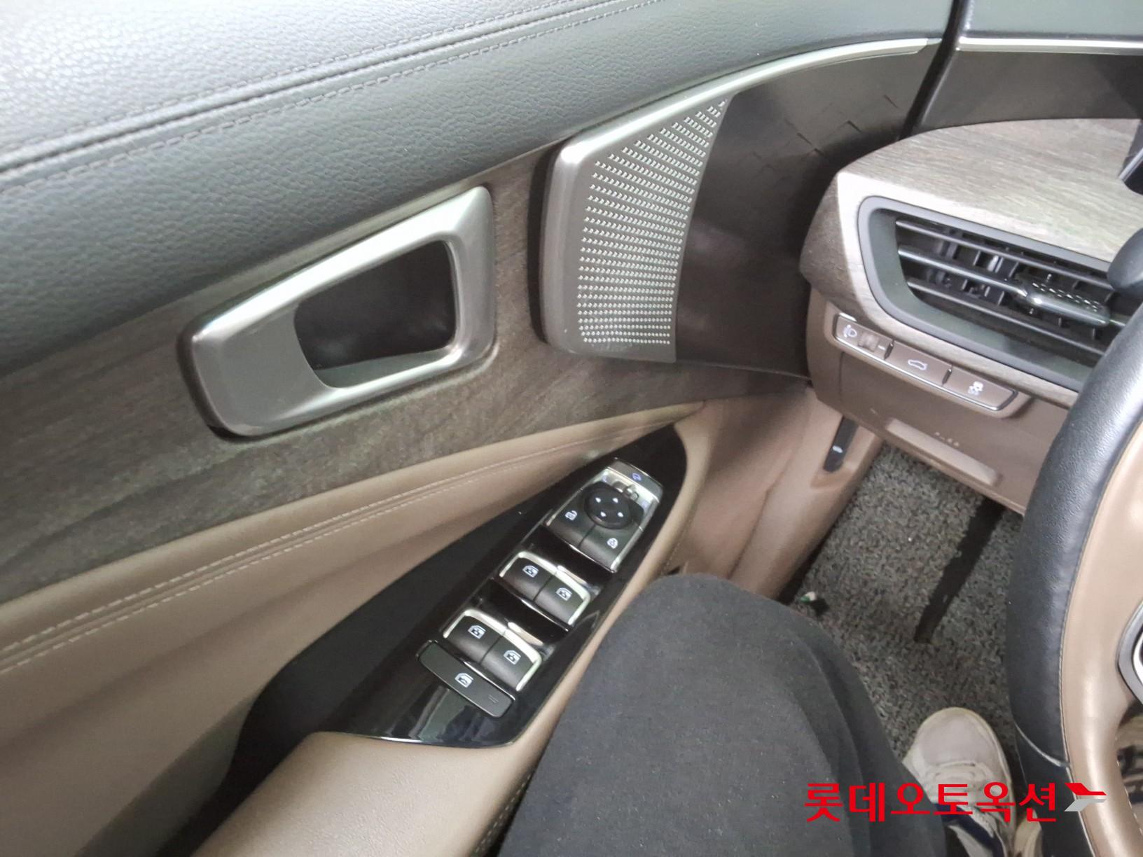 كيا K8 2022 - صورة 29