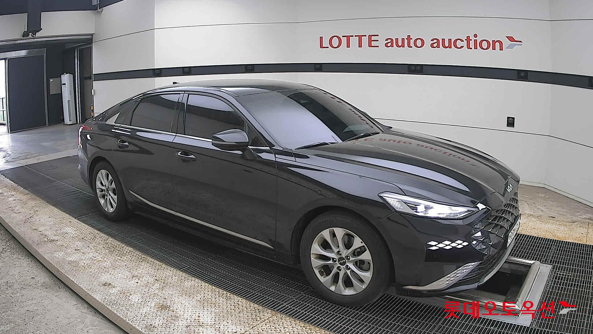 Kia K8 2022 - Image 23